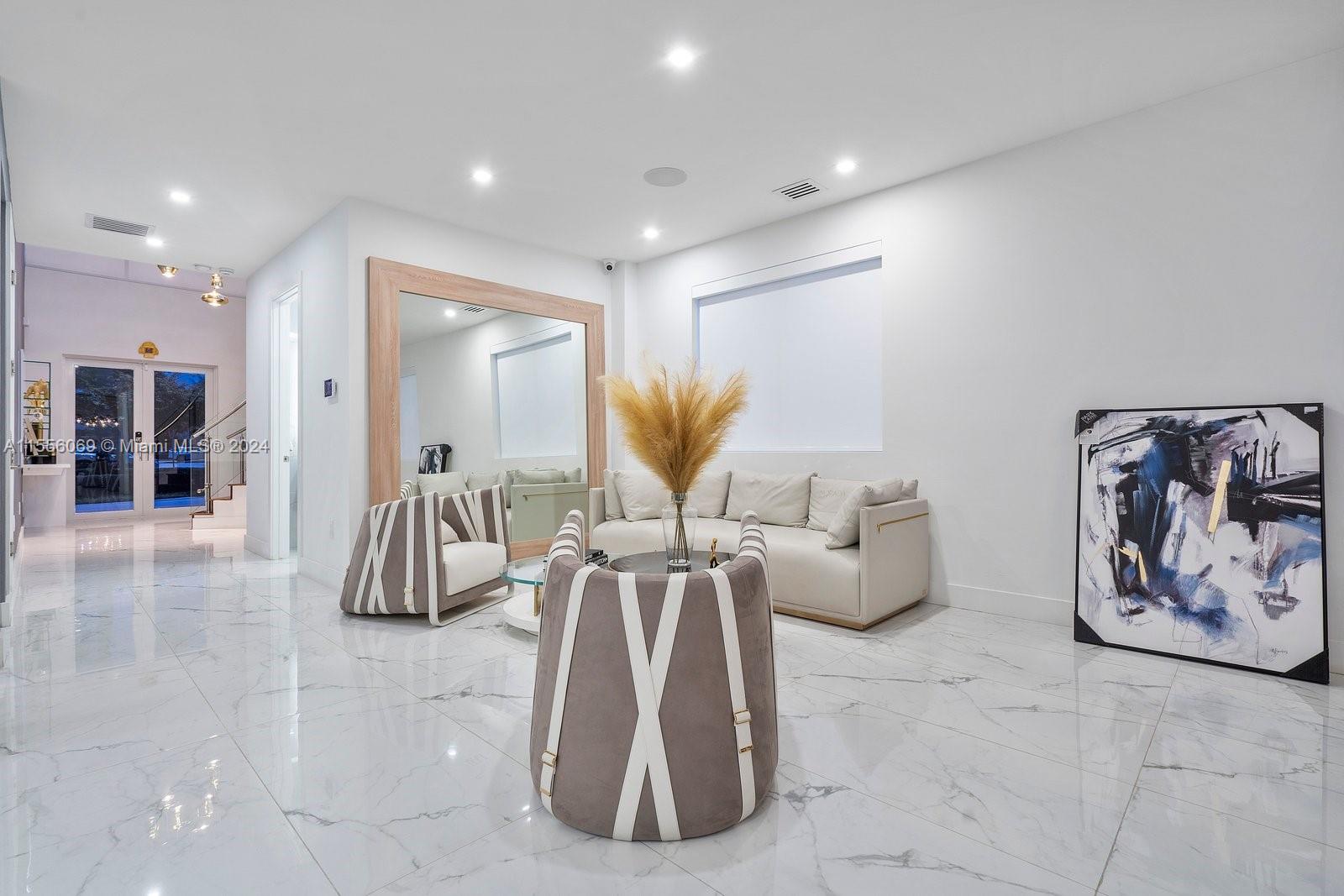 DORAL COMMONS RESIDENTIAL - Residential