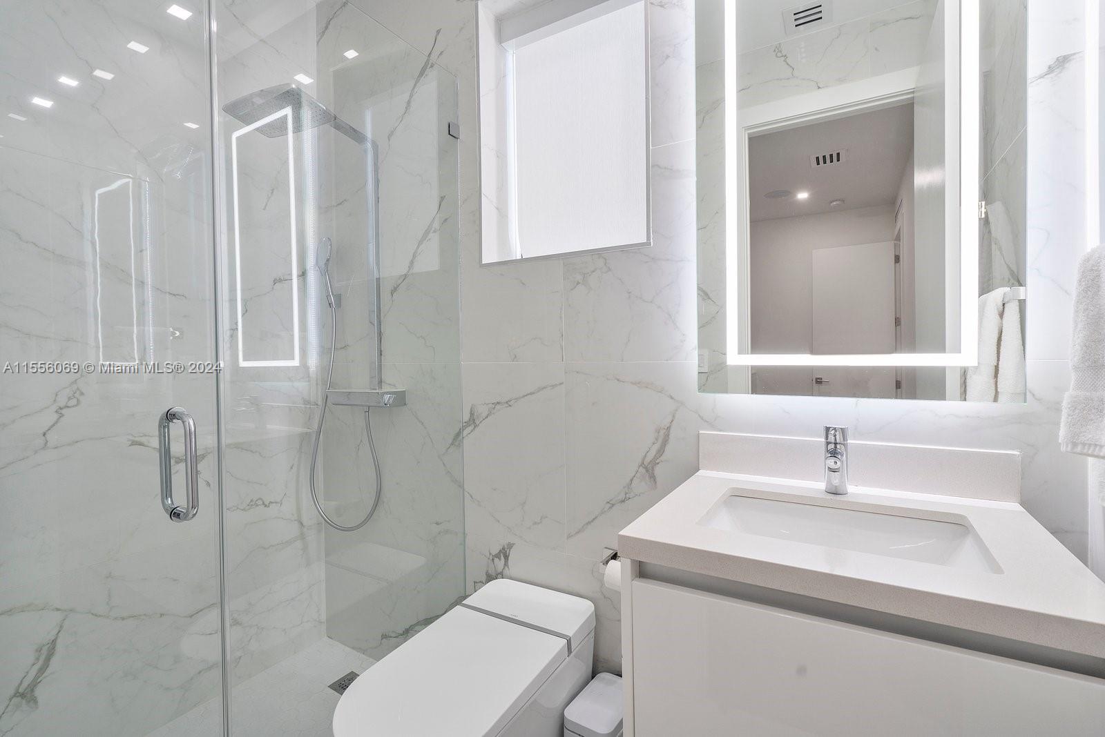 DORAL COMMONS RESIDENTIAL - Residential