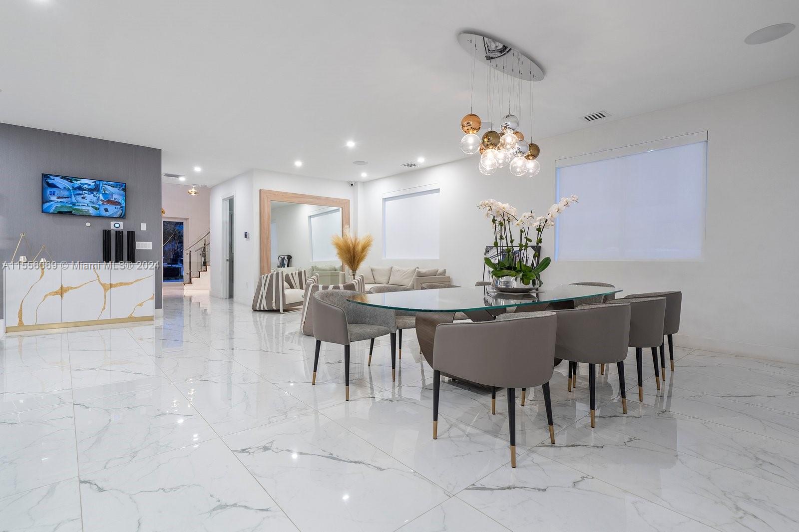 DORAL COMMONS RESIDENTIAL - Residential