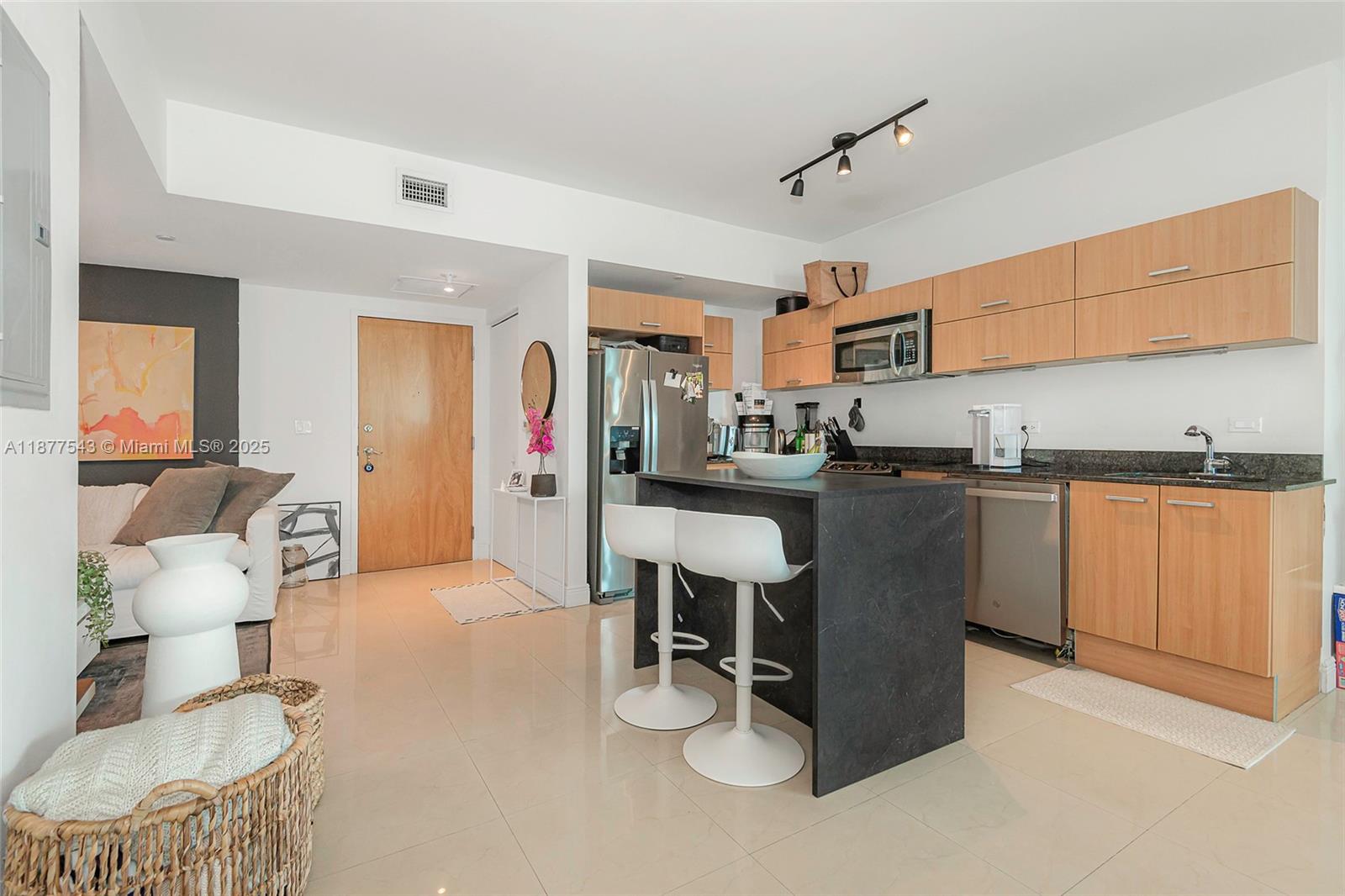 WIND CONDO - Residential