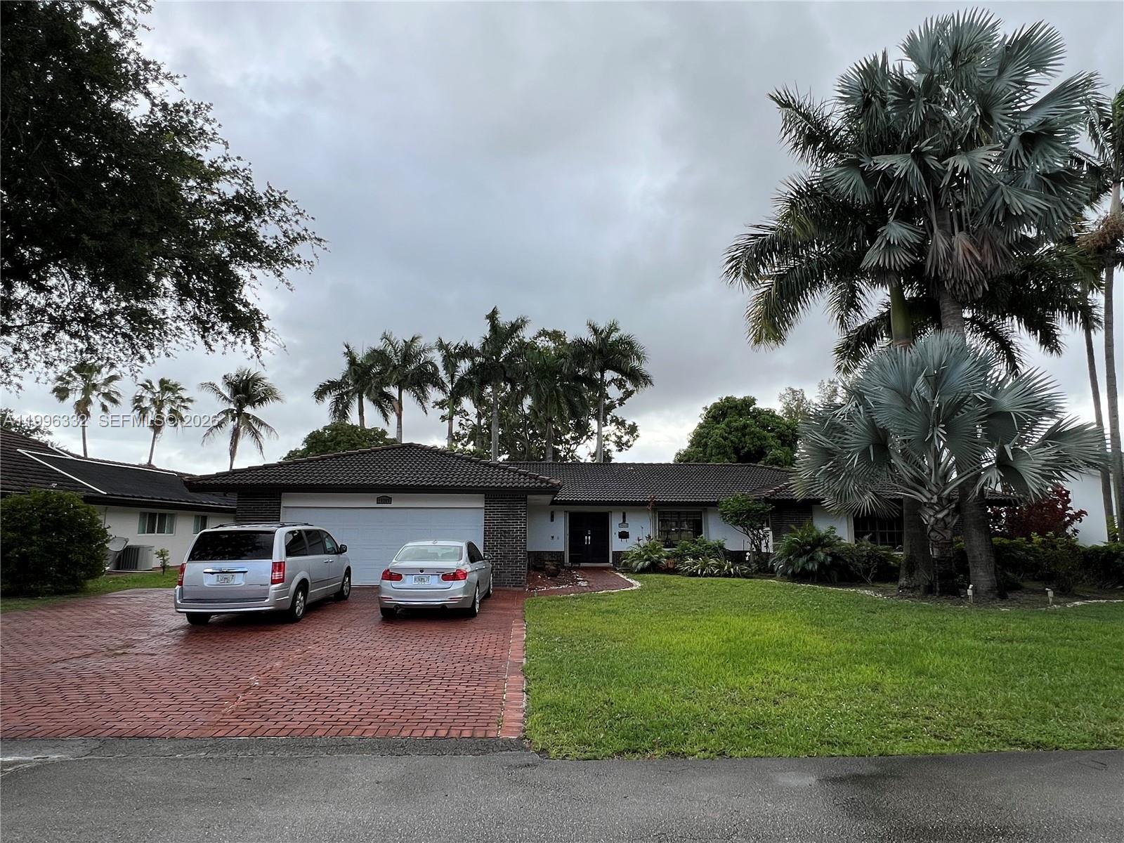 COUNTRY CLUB OF MIAMI EST - Residential