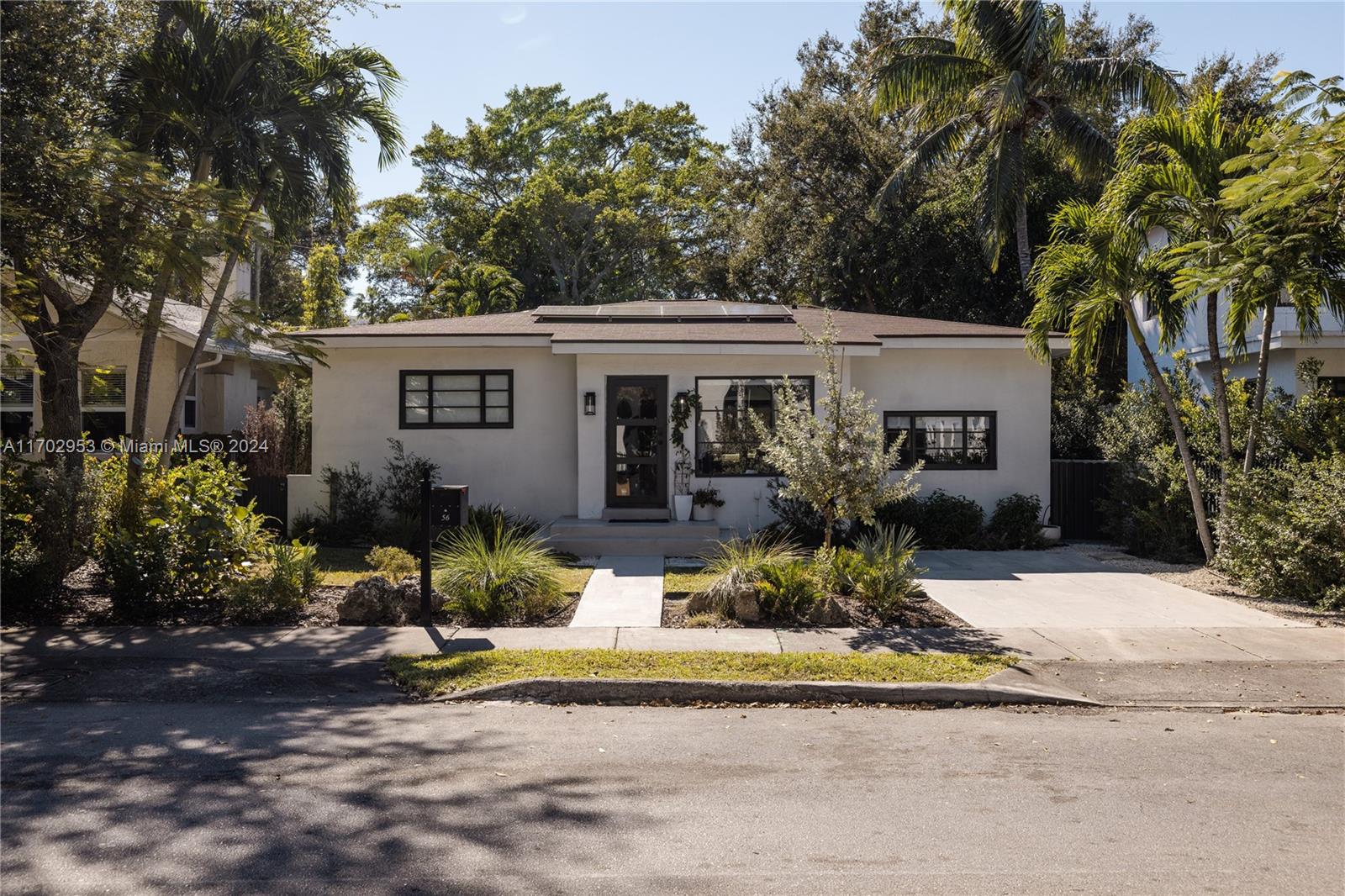 SHADOWLAWN - Residential