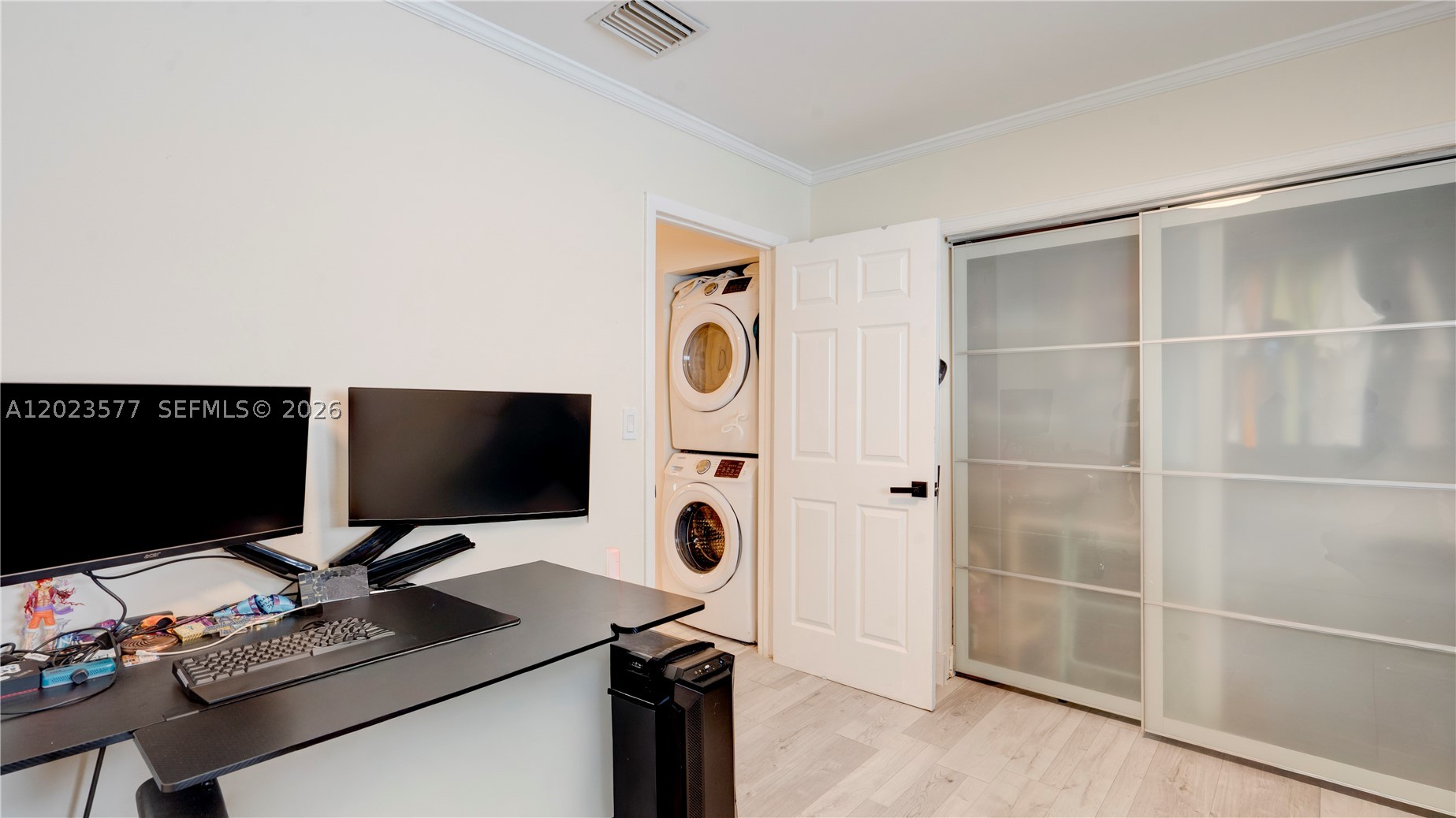 RIVER CLUB TOWNHOUSE COND - Residential