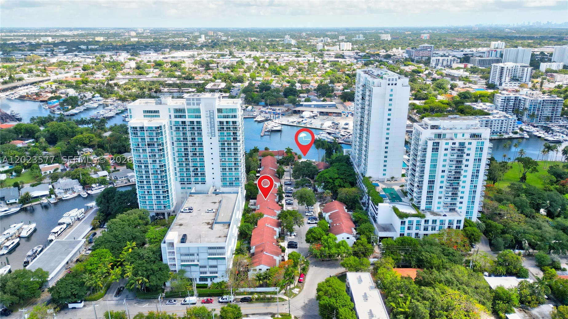 RIVER CLUB TOWNHOUSE COND - Residential