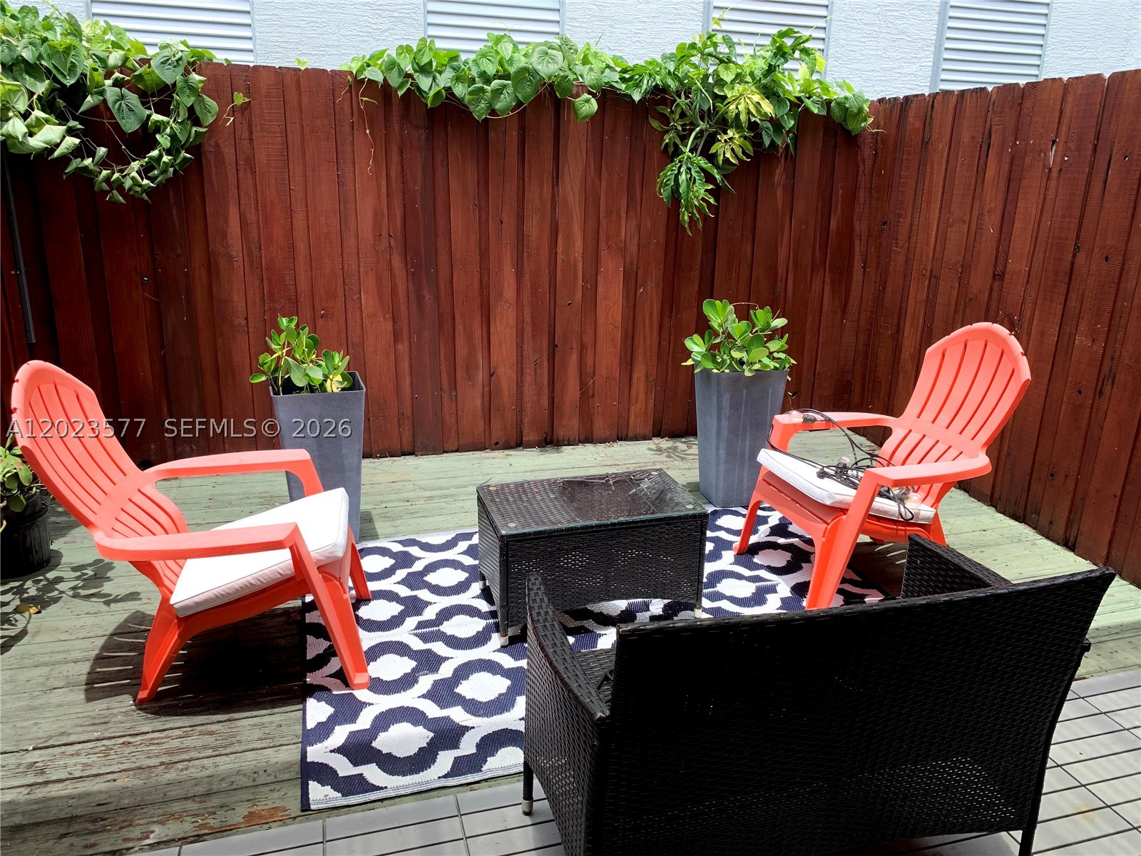 RIVER CLUB TOWNHOUSE COND - Residential