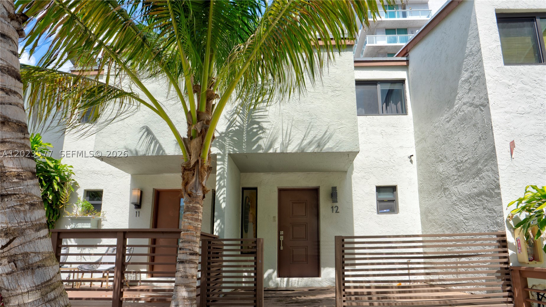 RIVER CLUB TOWNHOUSE COND - Residential