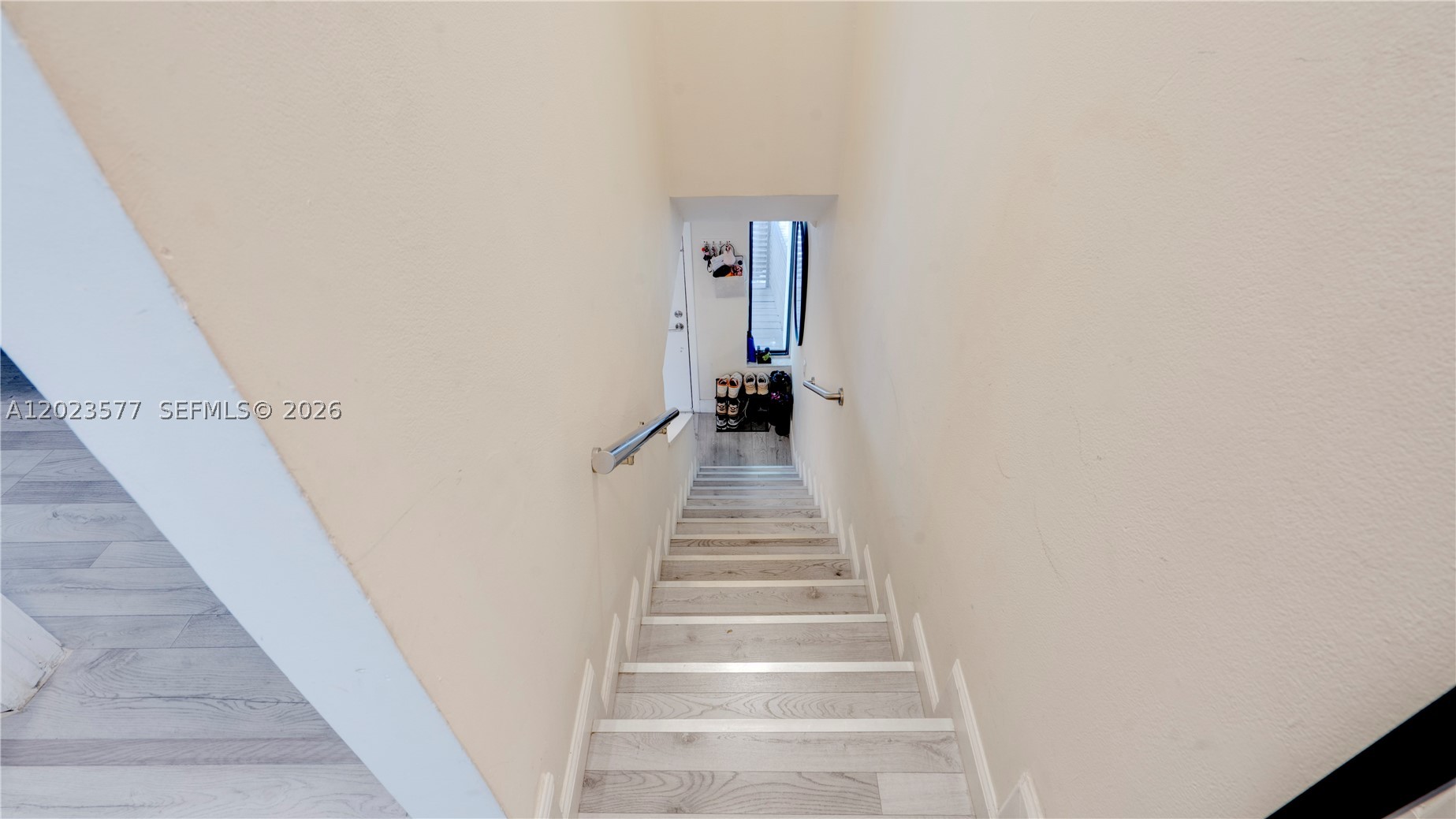 RIVER CLUB TOWNHOUSE COND - Residential