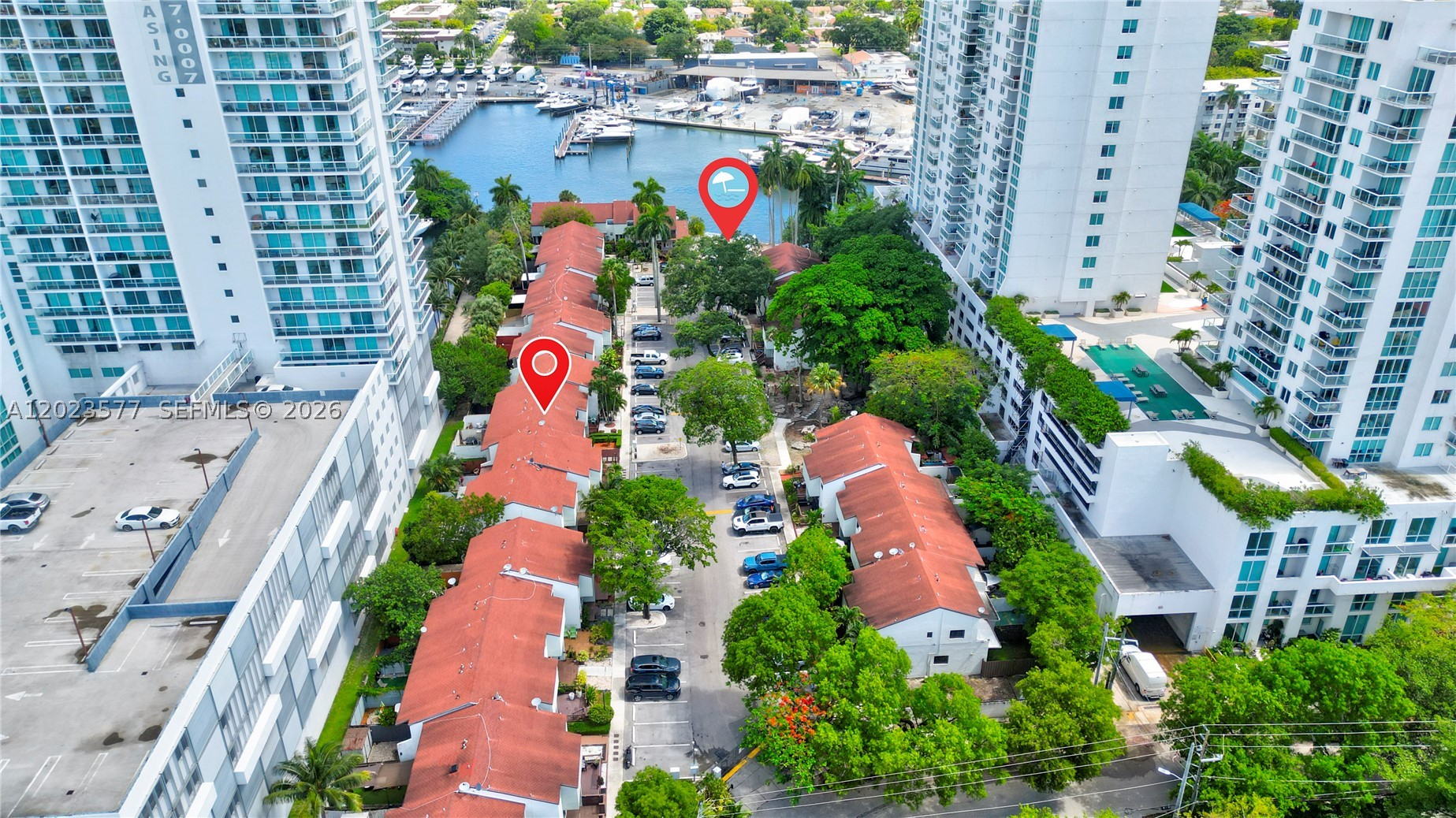 RIVER CLUB TOWNHOUSE COND - Residential