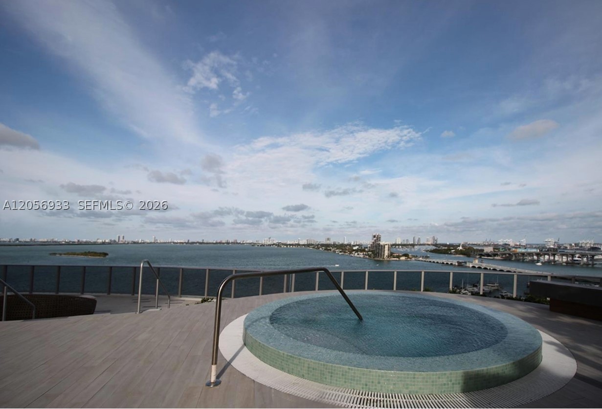 ARIA ON THE BAY CONDO - Residential Lease