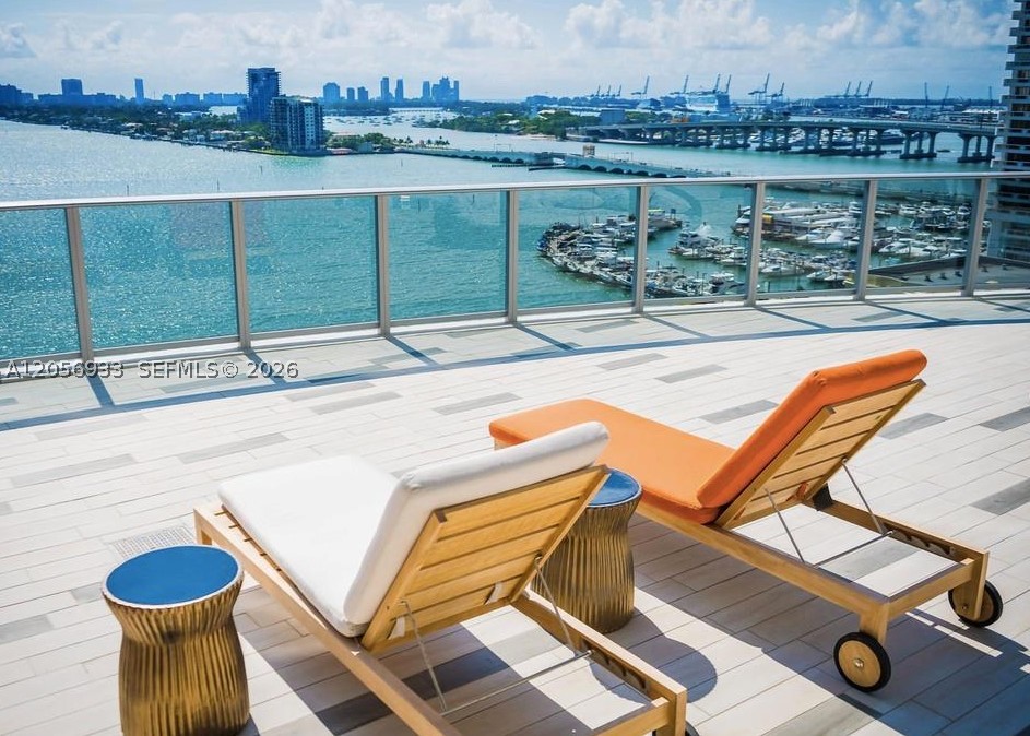 ARIA ON THE BAY CONDO - Residential Lease