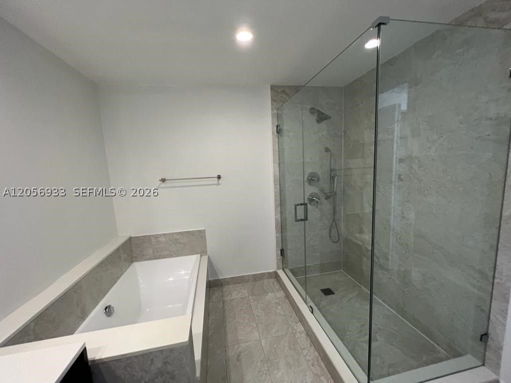 ARIA ON THE BAY CONDO - Residential Lease