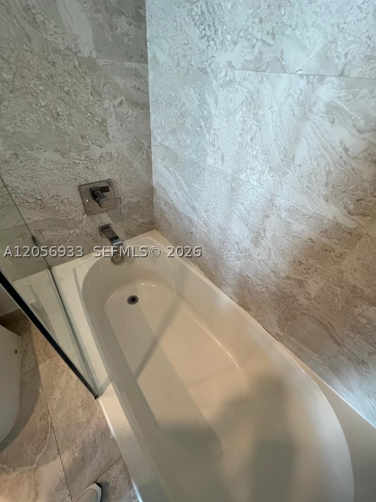 ARIA ON THE BAY CONDO - Residential Lease