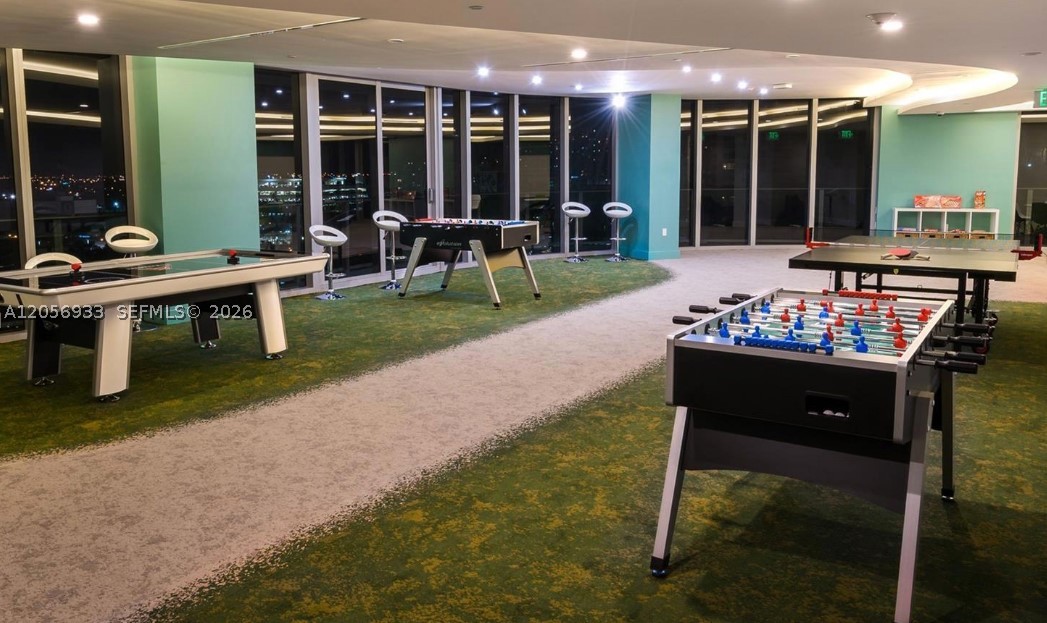 ARIA ON THE BAY CONDO - Residential Lease