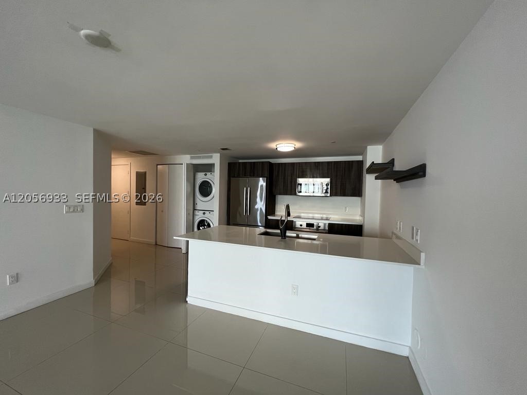 ARIA ON THE BAY CONDO - Residential Lease
