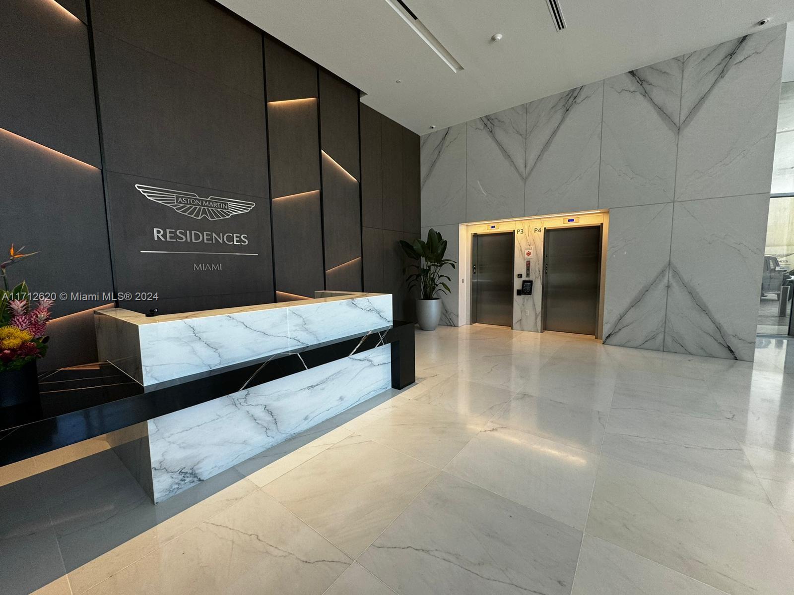 ASTON MARTIN RESIDENCES - Residential