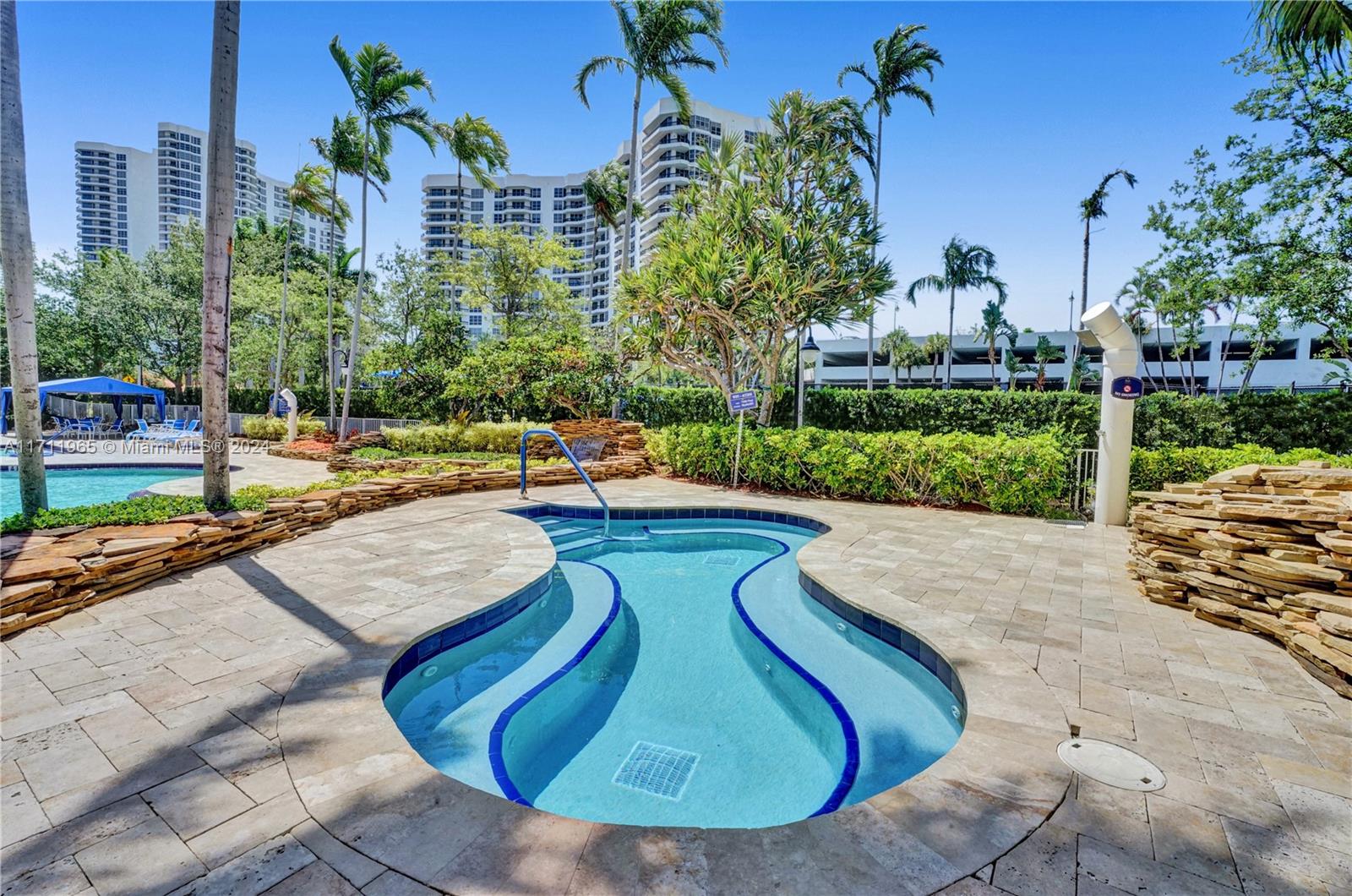 MYSTIC POINTE - Residential Lease