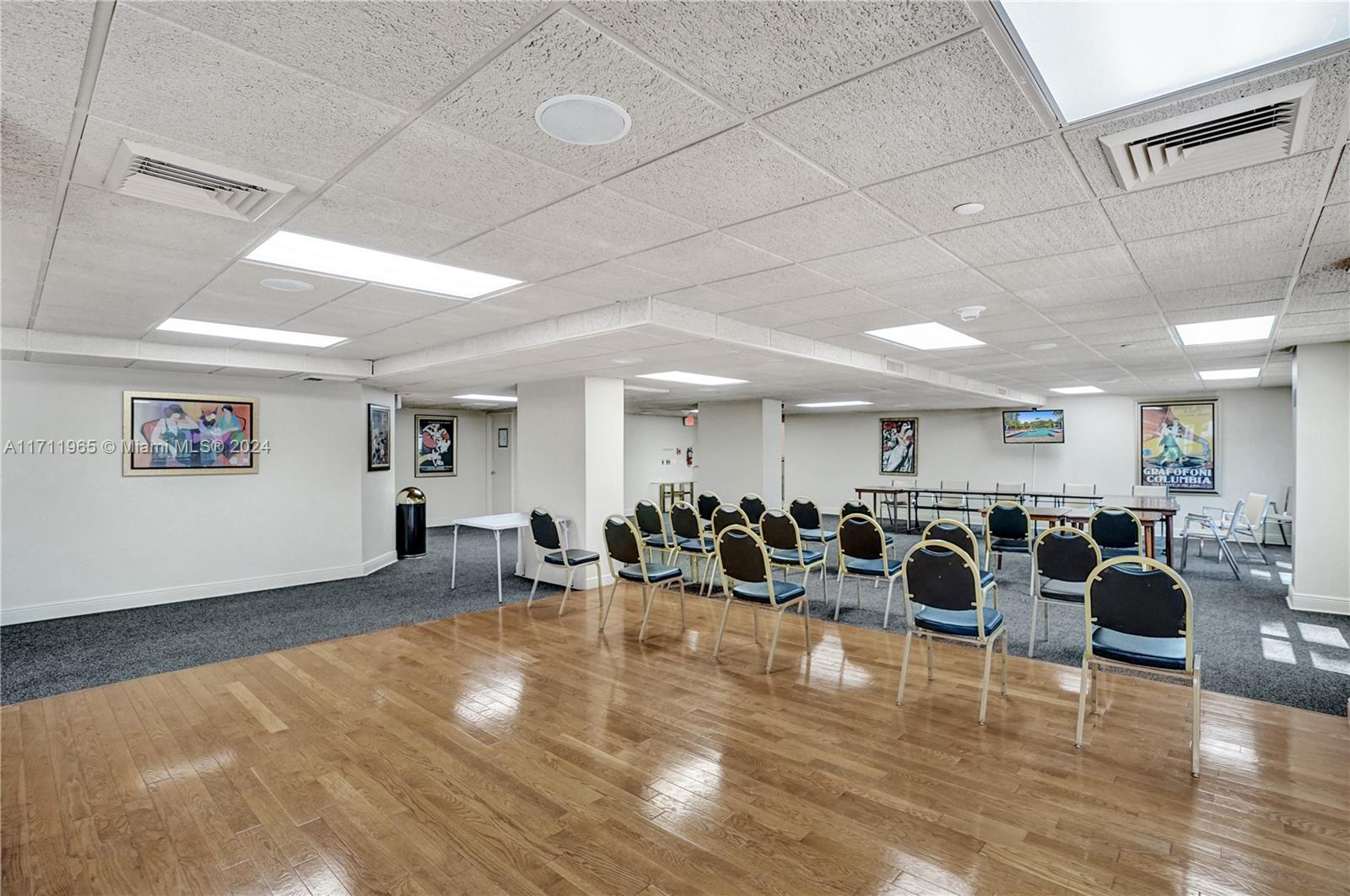 MYSTIC POINTE - Residential Lease