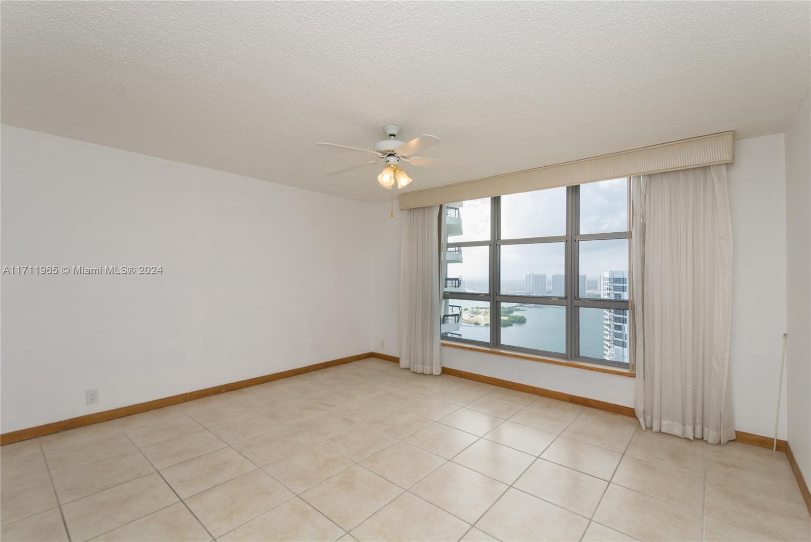 MYSTIC POINTE - Residential Lease