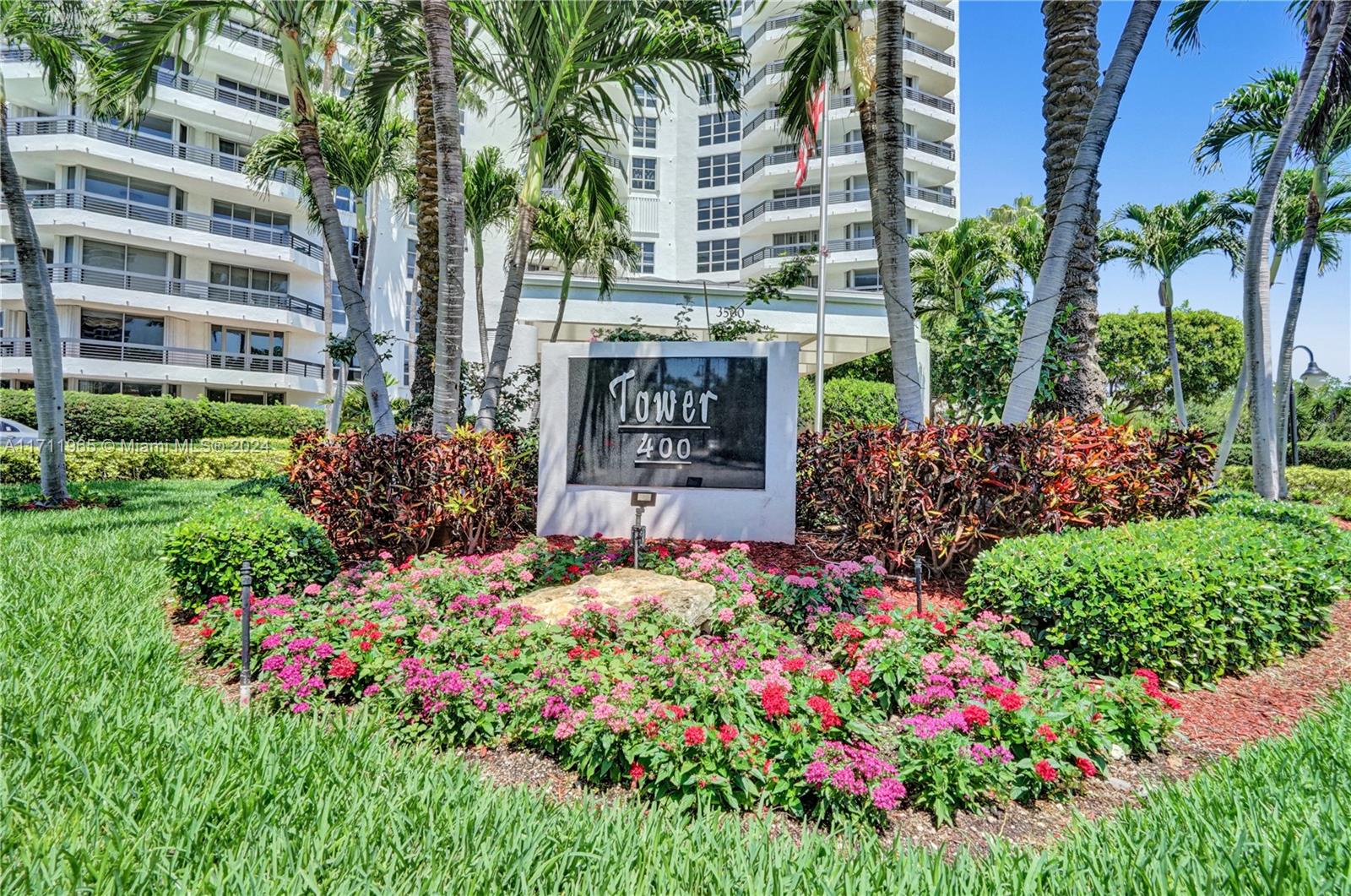 MYSTIC POINTE - Residential Lease