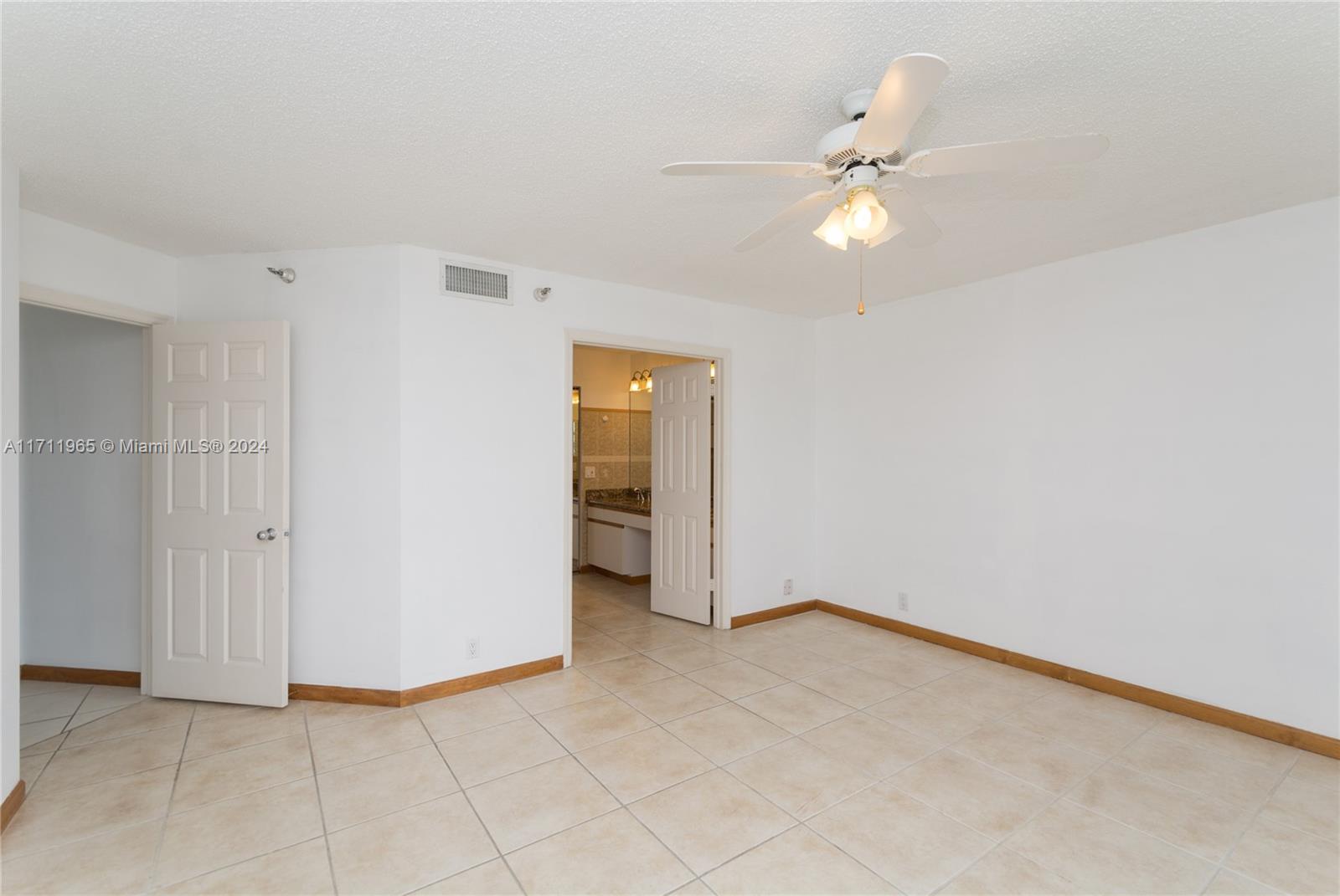 MYSTIC POINTE - Residential Lease