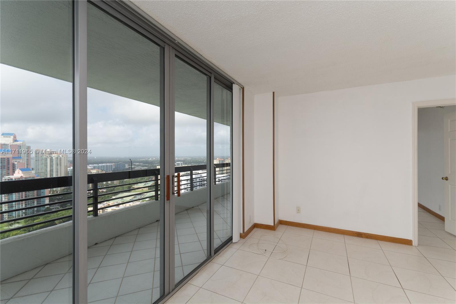 MYSTIC POINTE - Residential Lease