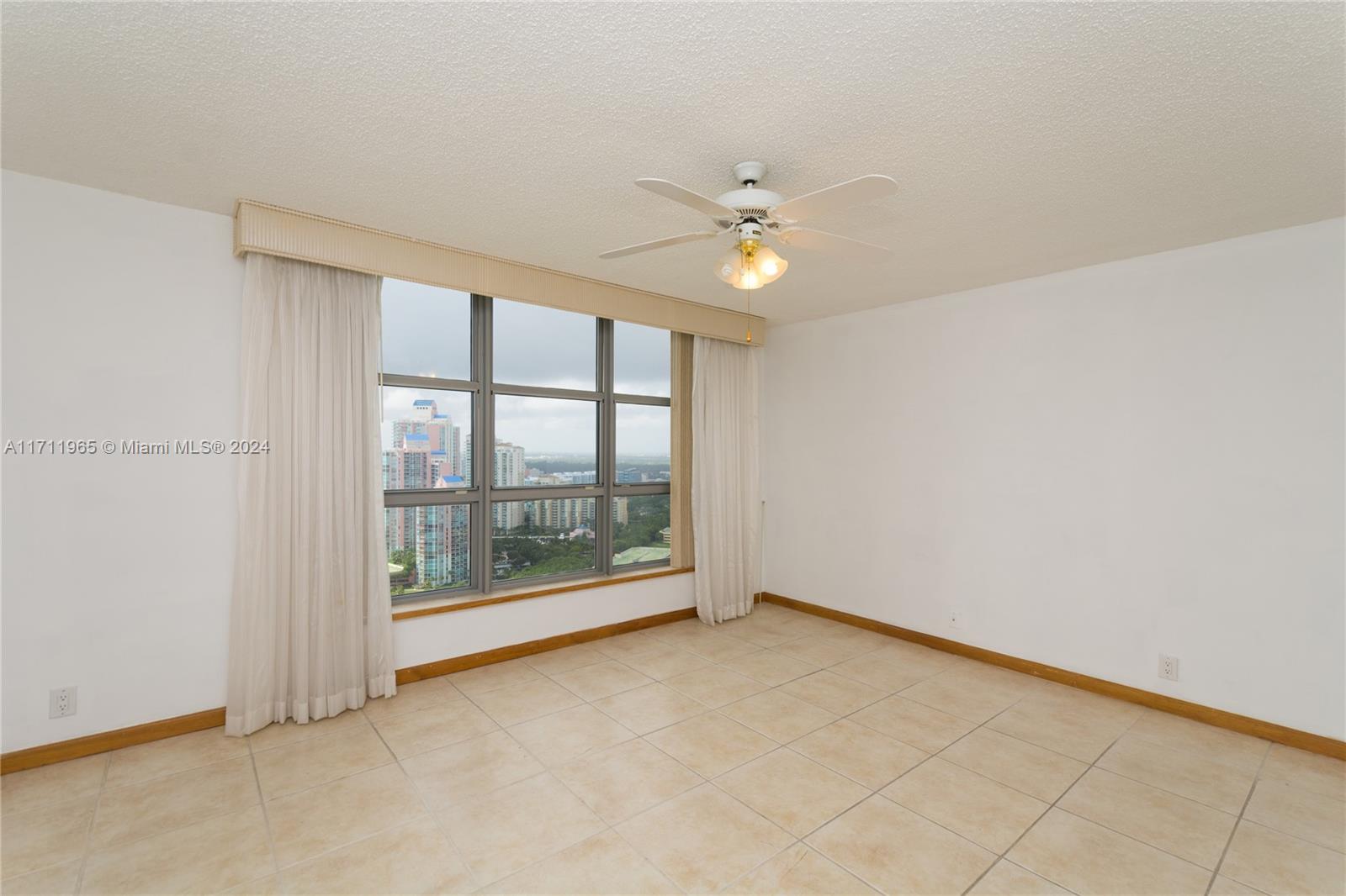MYSTIC POINTE - Residential Lease