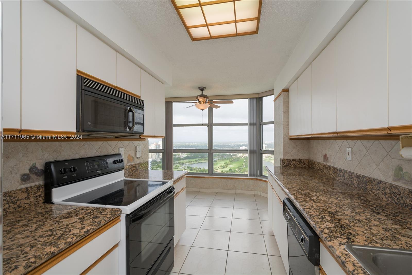 MYSTIC POINTE - Residential Lease