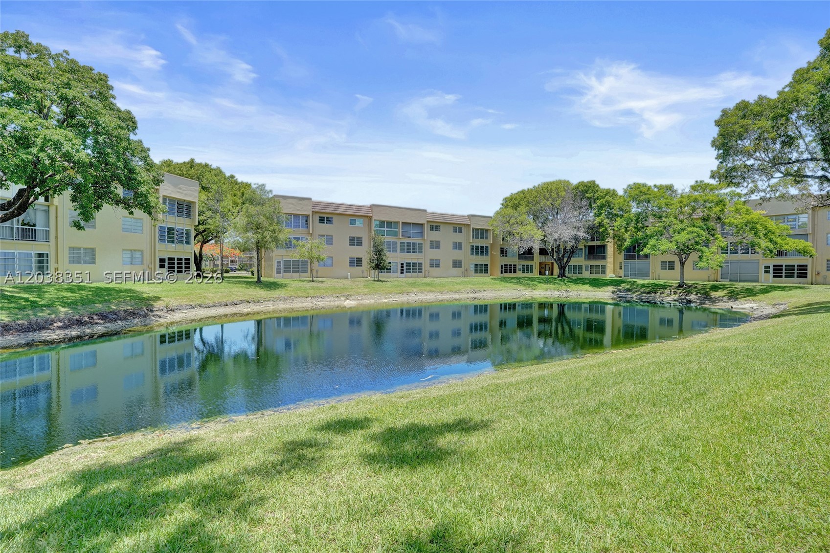 BERMUDA CLUB SIX CONDO - Residential
