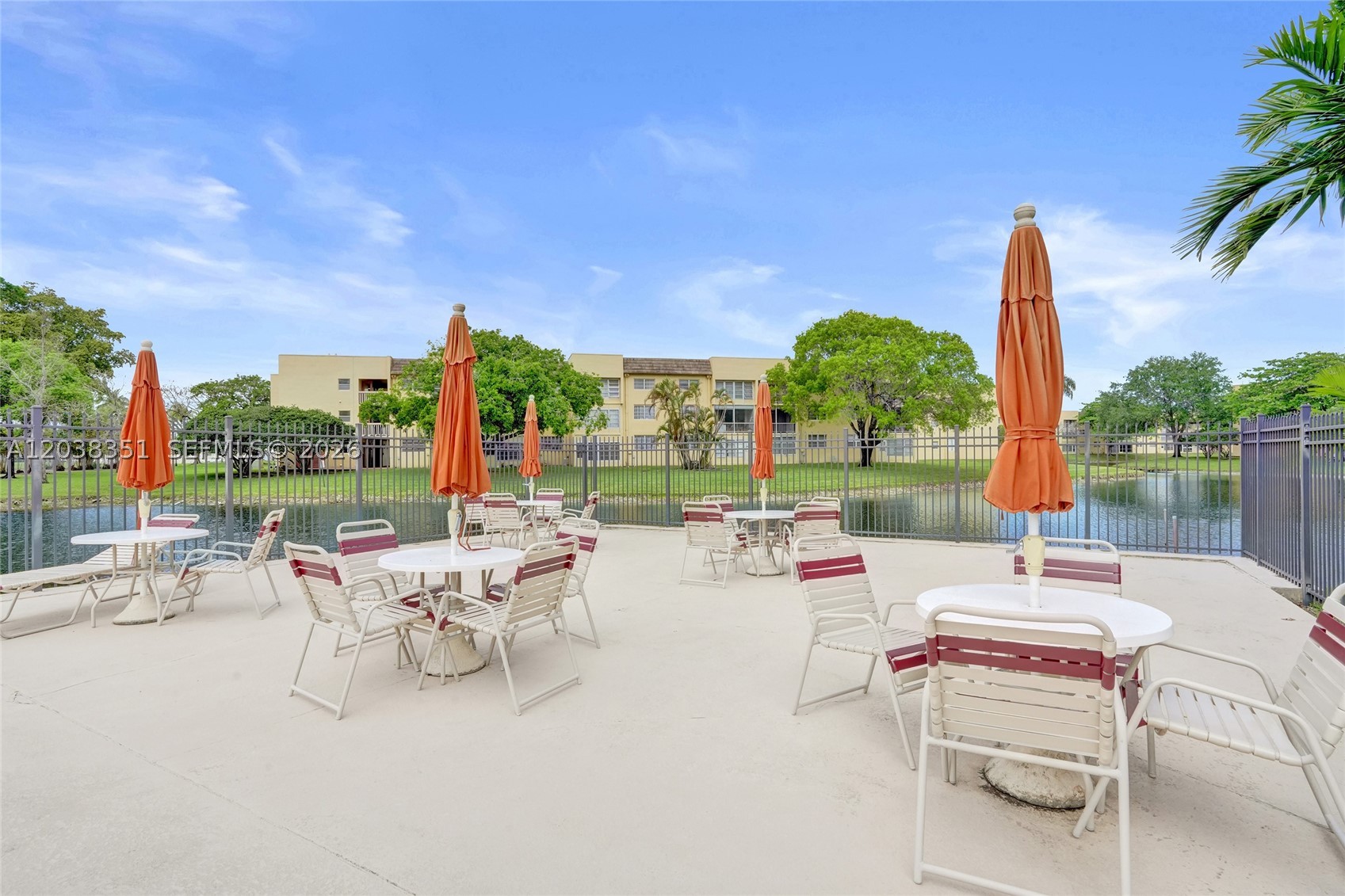BERMUDA CLUB SIX CONDO - Residential