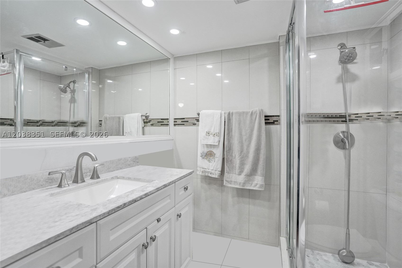 BERMUDA CLUB SIX CONDO - Residential