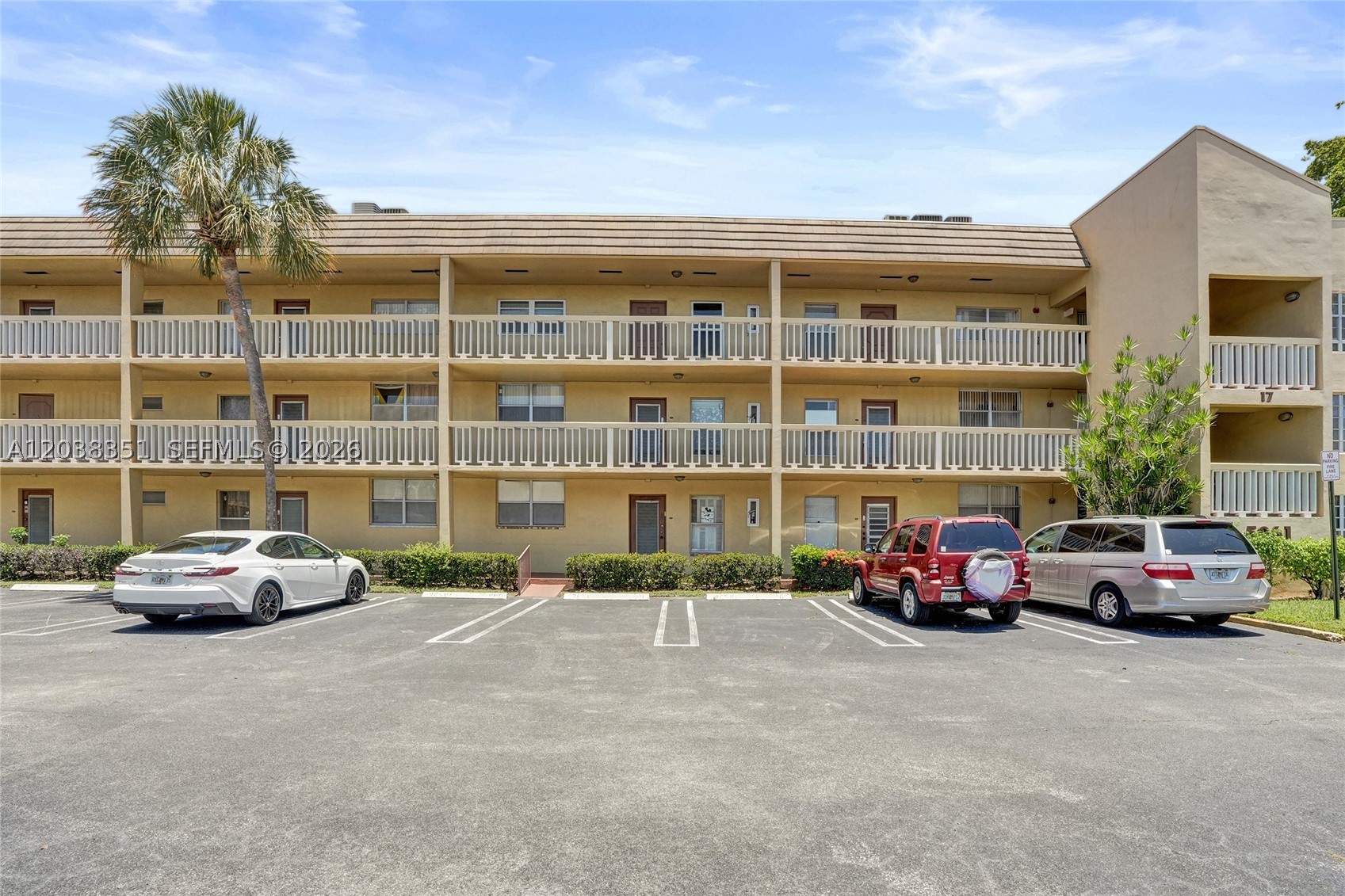 BERMUDA CLUB SIX CONDO - Residential