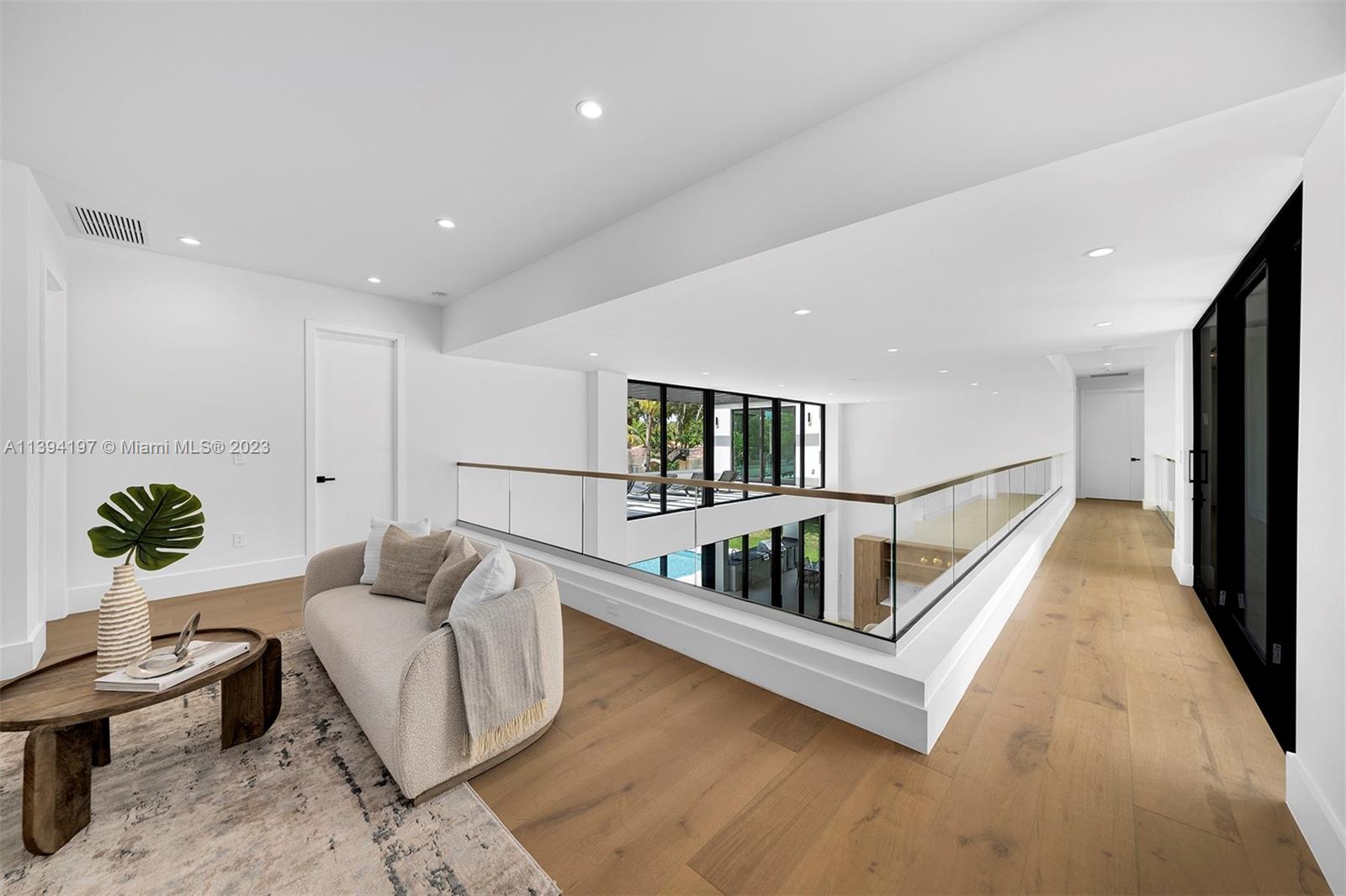 OLD CUTLER POINT - Residential