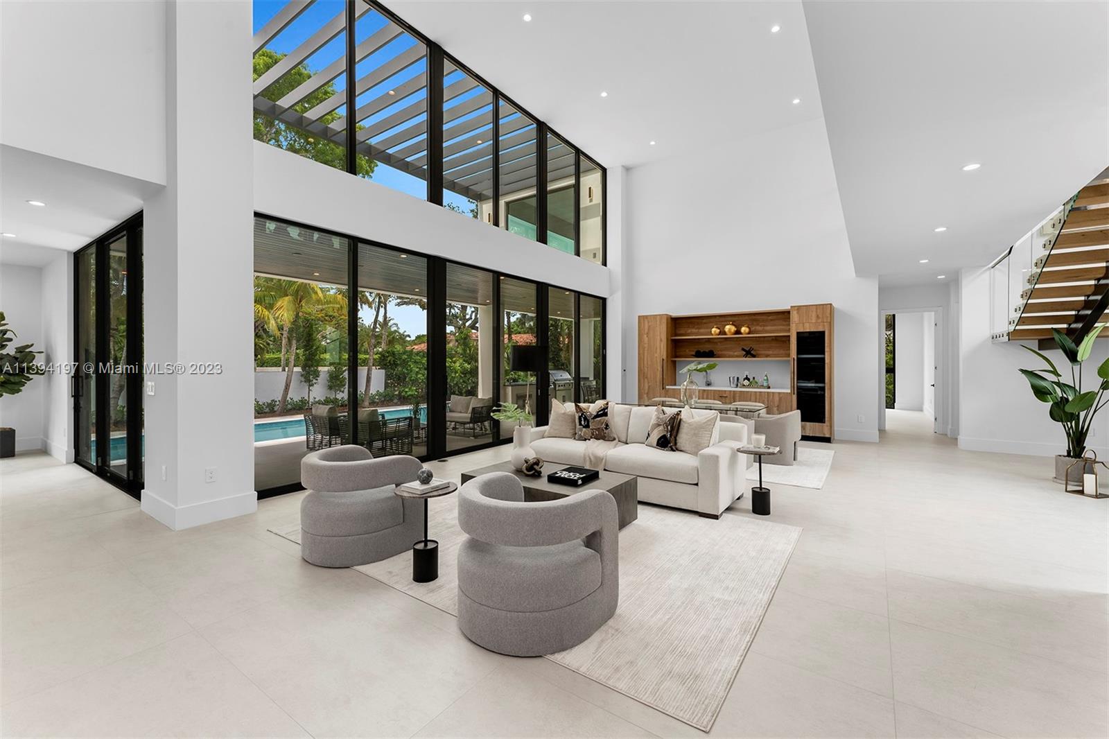 OLD CUTLER POINT - Residential