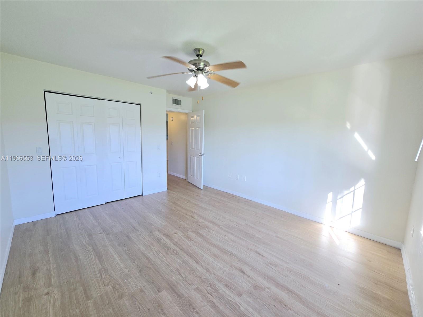 EMERALD ISLE AT LAGUNA - Residential