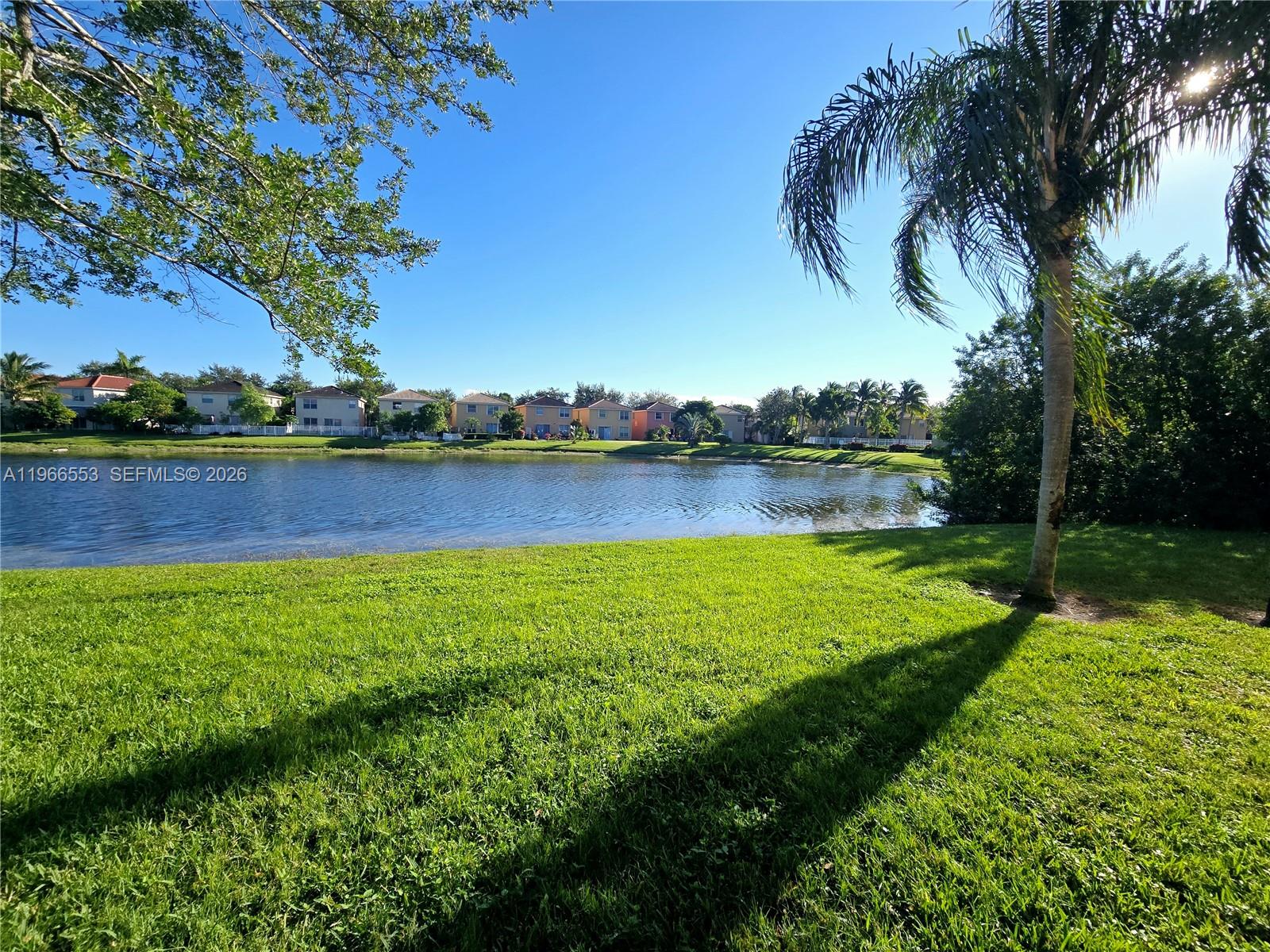 EMERALD ISLE AT LAGUNA - Residential