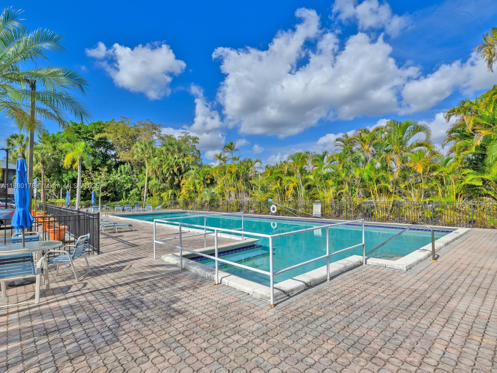 FOUNTAINS OF JACARANDA CO - Residential