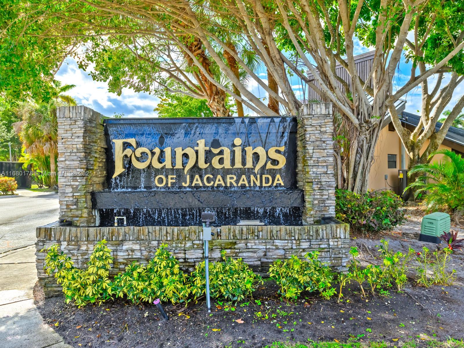 FOUNTAINS OF JACARANDA CO - Residential