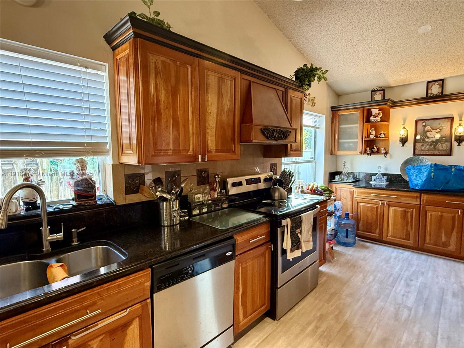 PARKVIEW PLACE - Residential
