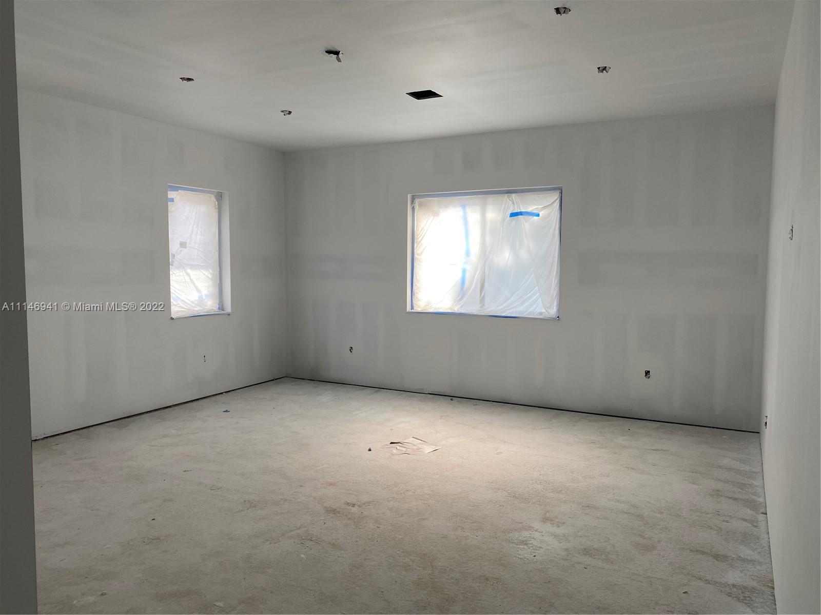 W FLAG CEN LE JEUNE AD - Residential
