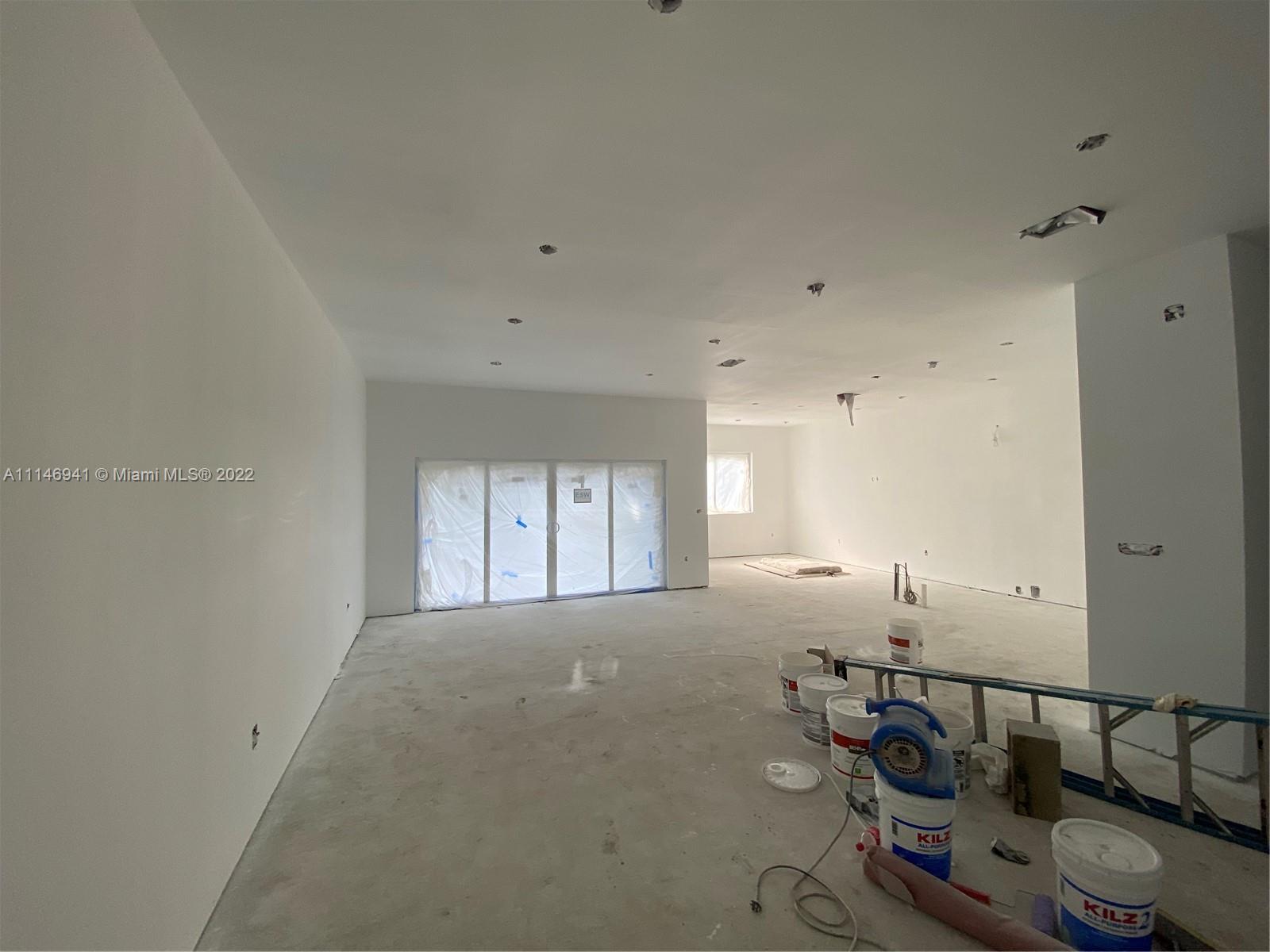 W FLAG CEN LE JEUNE AD - Residential