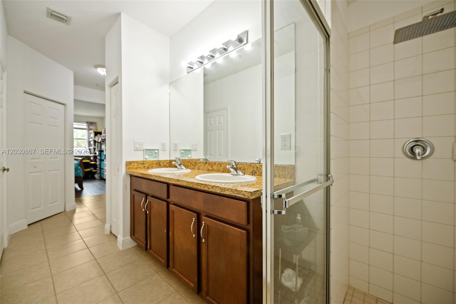 COBBLESTONE II - Residential Lease