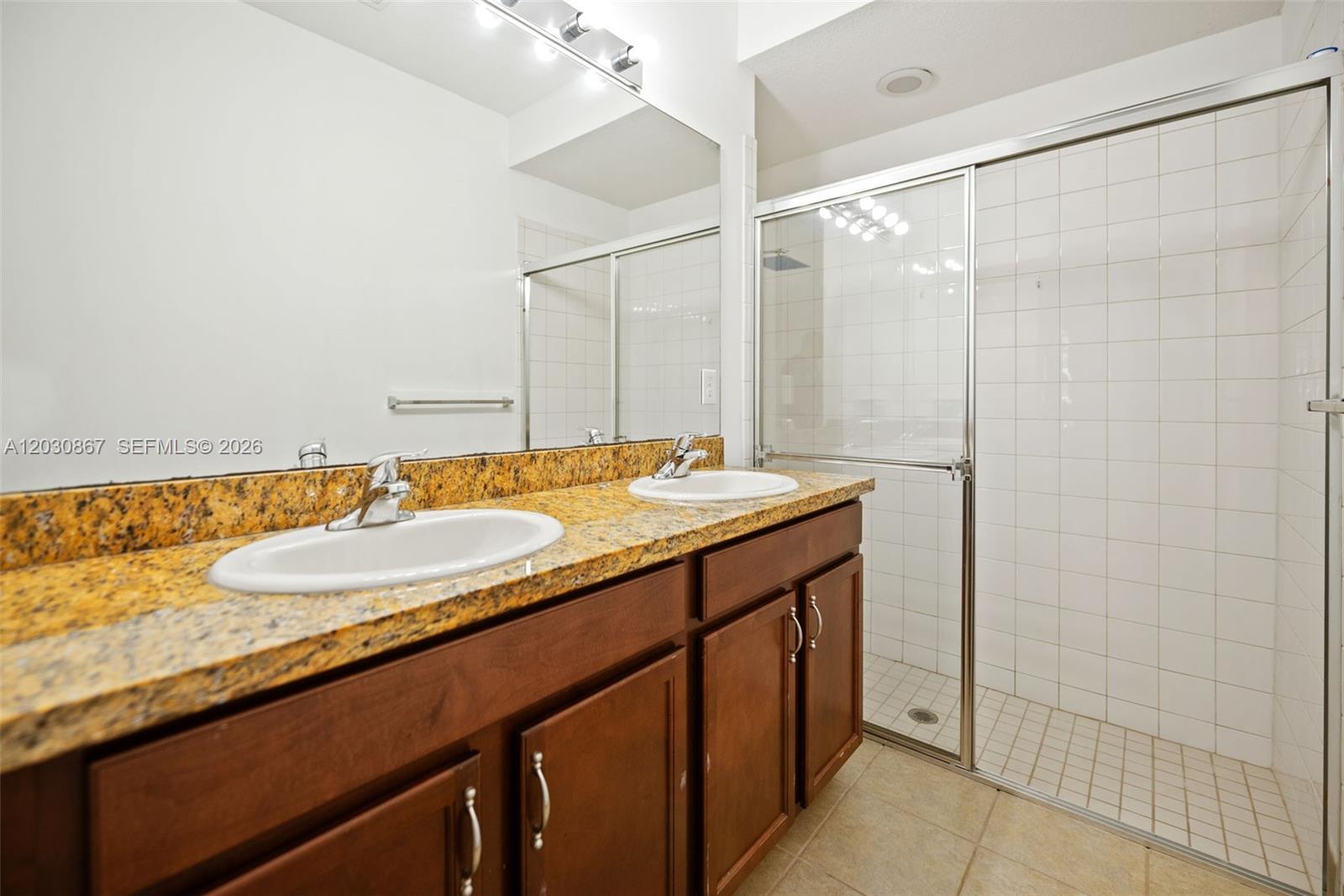 COBBLESTONE II - Residential Lease