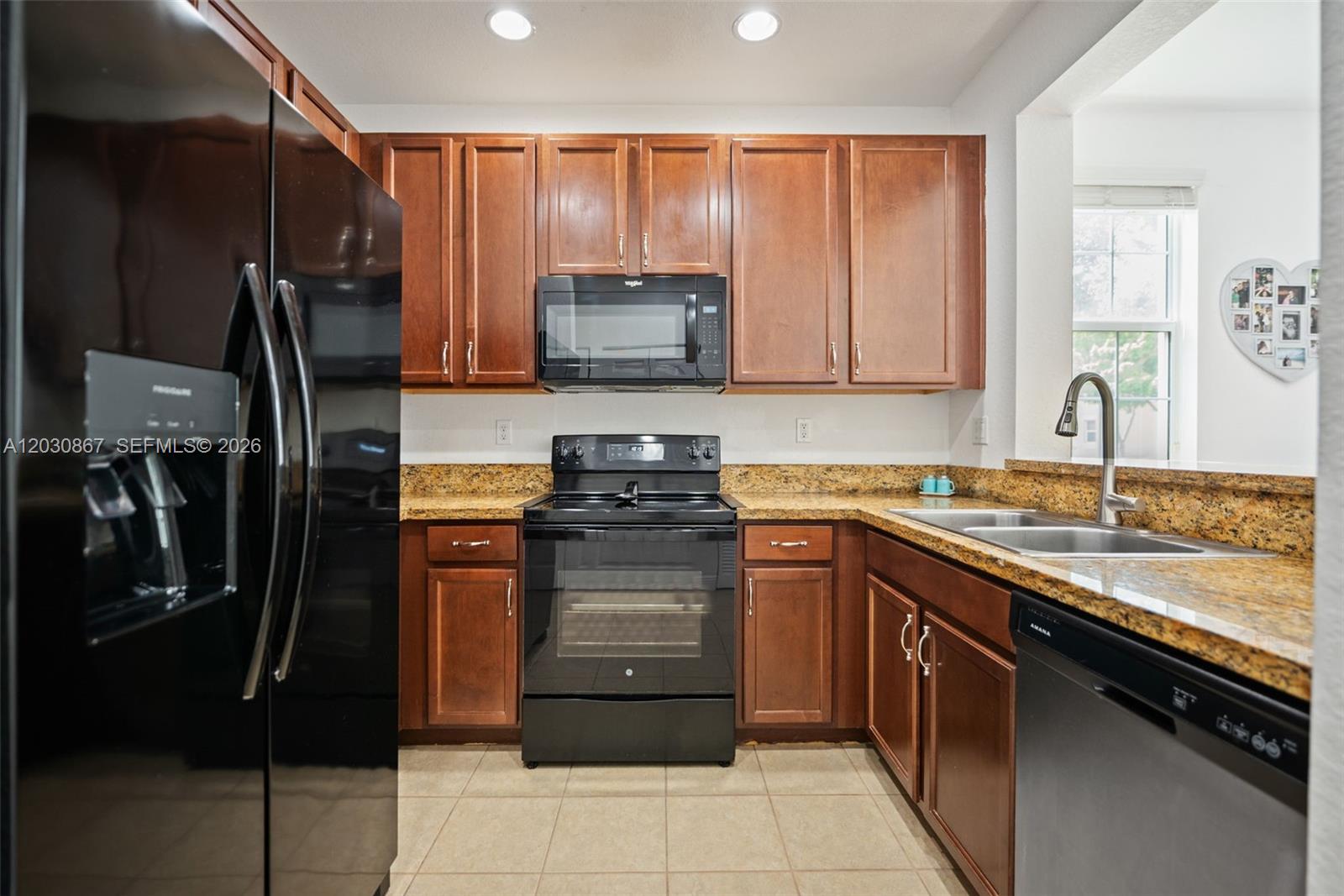 COBBLESTONE II - Residential Lease