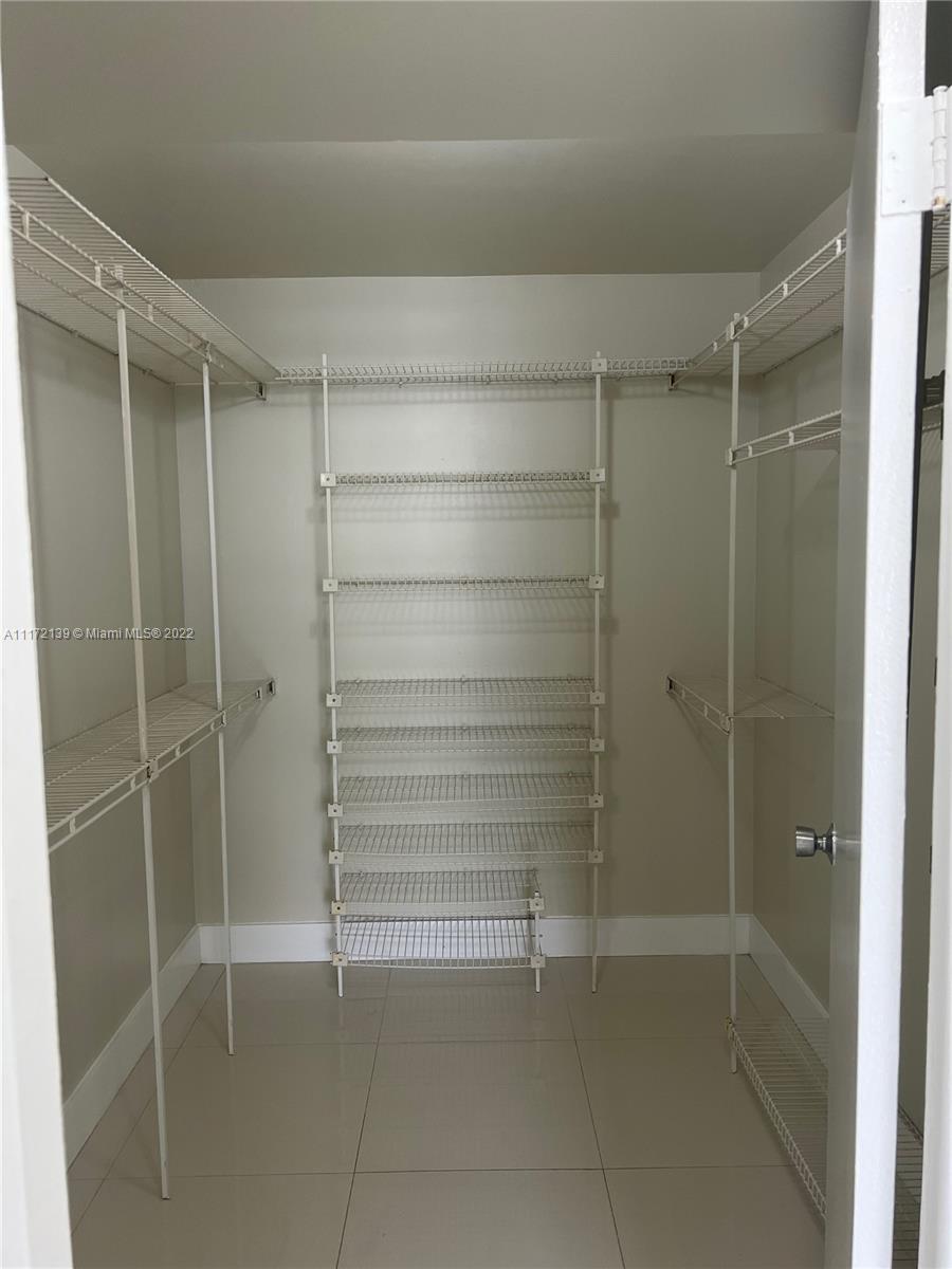 REEF SOUTH CONDO - Residential