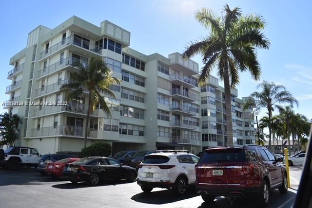 REEF SOUTH CONDO - Residential
