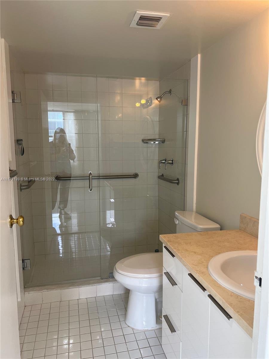 REEF SOUTH CONDO - Residential