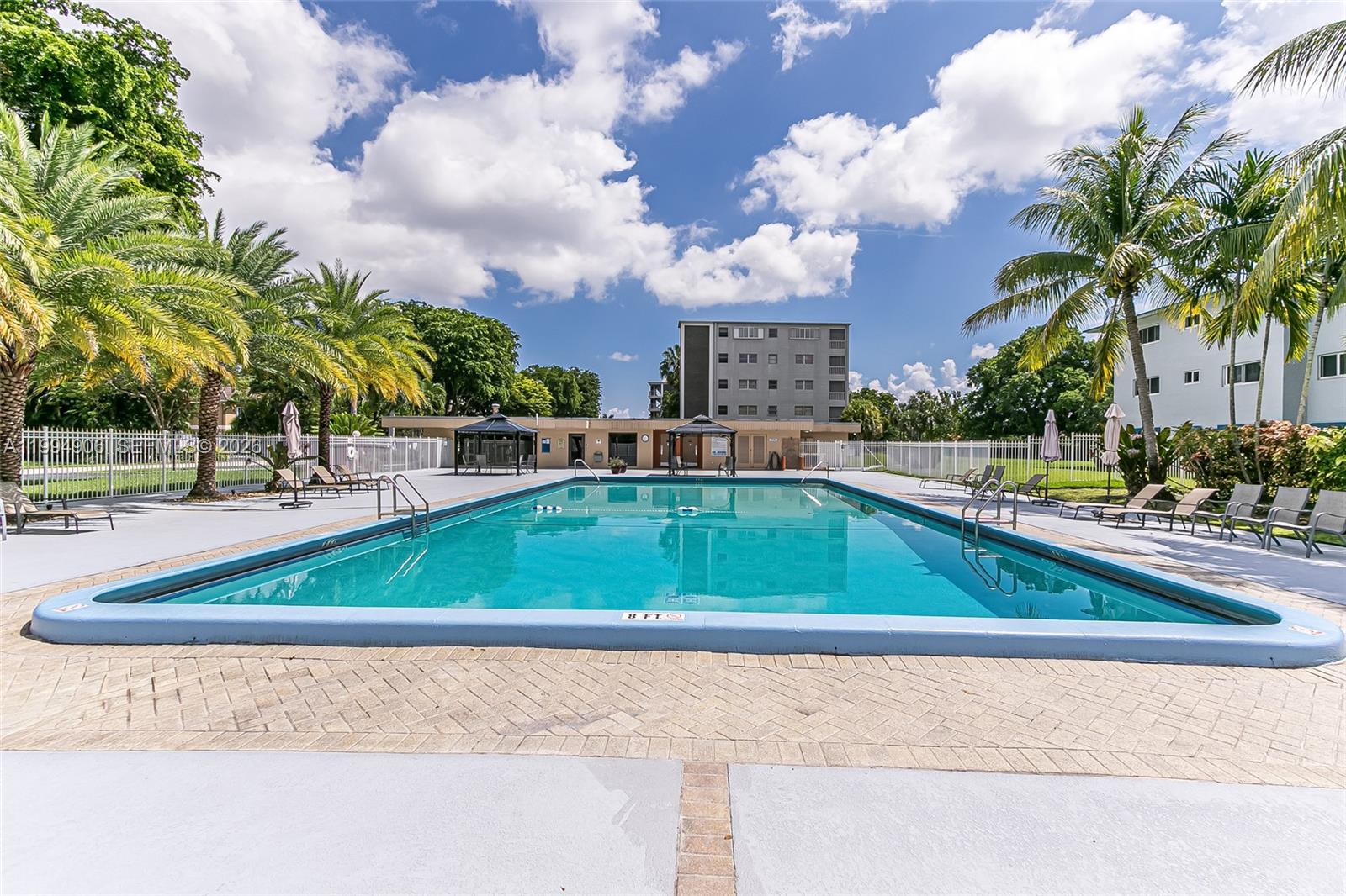 HILLCREST NO 4 CONDO - Residential