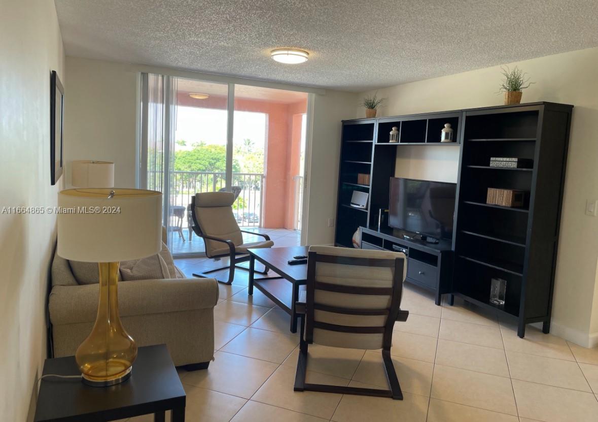 THE YACHT CLUB AT AVENTUR - Residential Lease