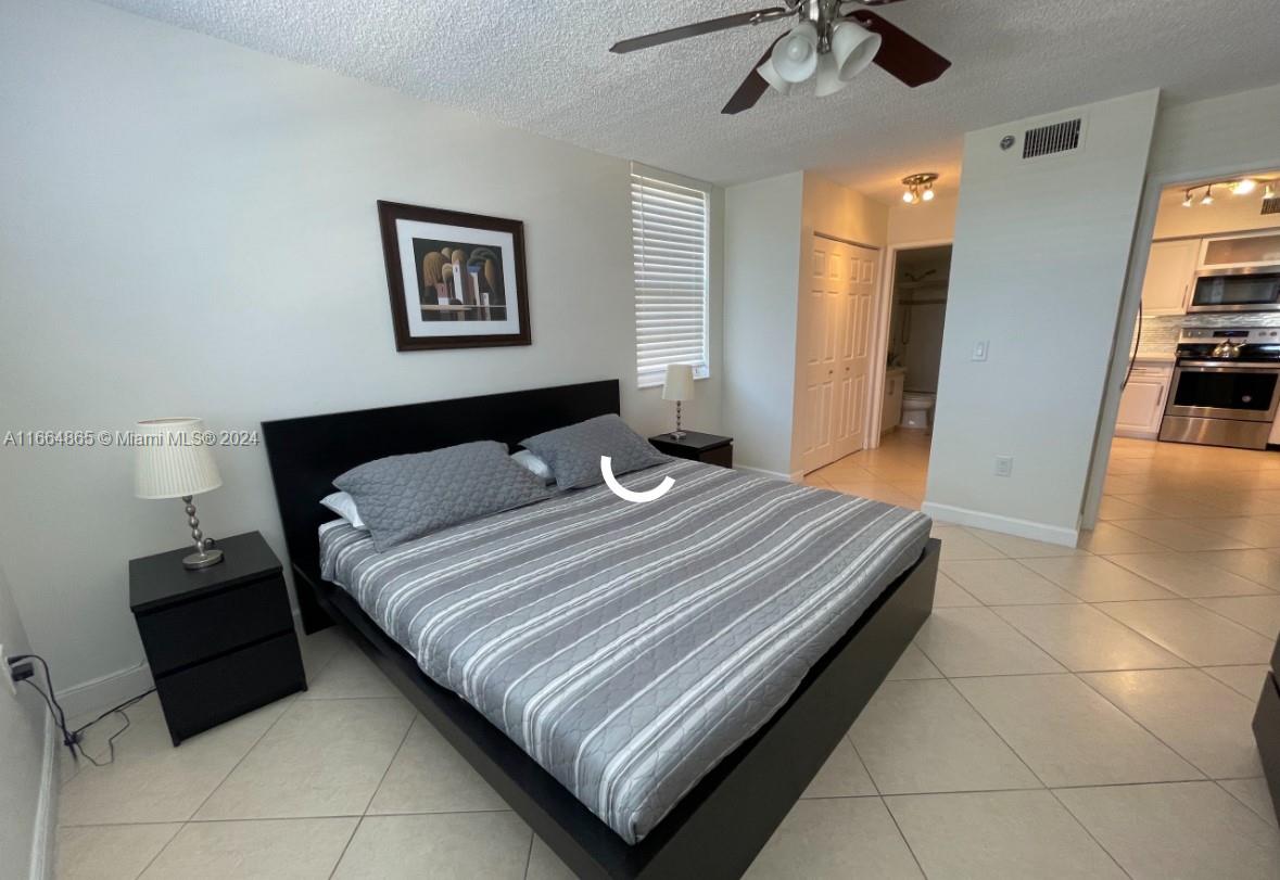 THE YACHT CLUB AT AVENTUR - Residential Lease
