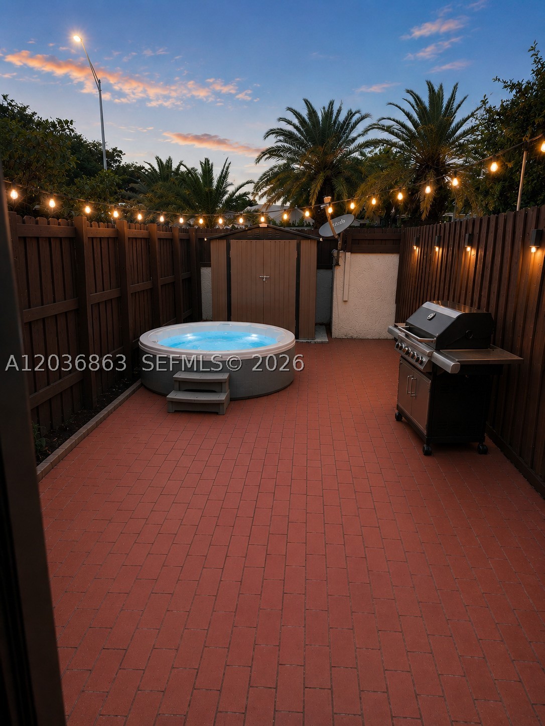MILLER DREAM TOWNHOMES CO - Residential Lease